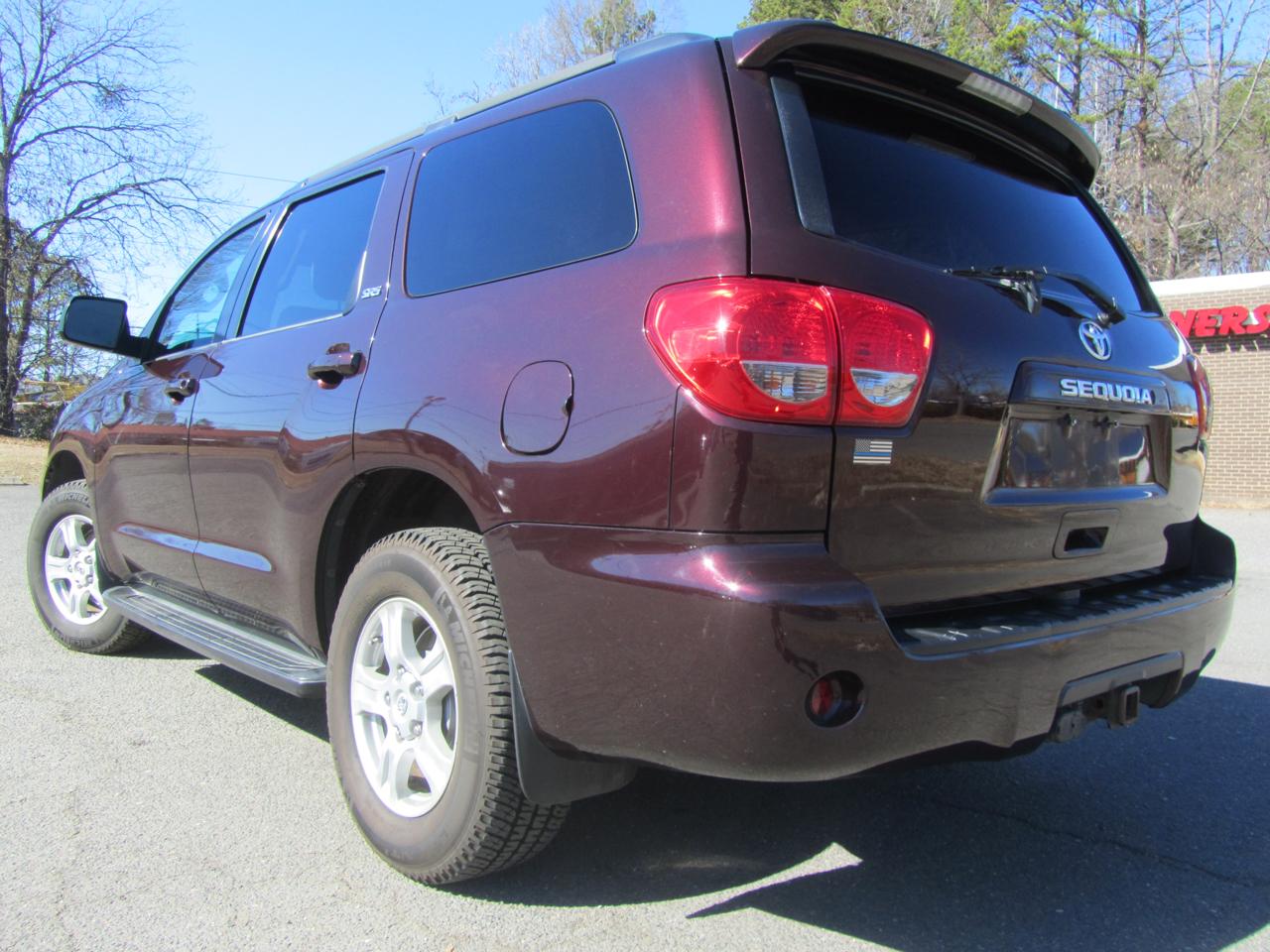 Toyota Sequoia SR5 4.6L 4WD 2012
