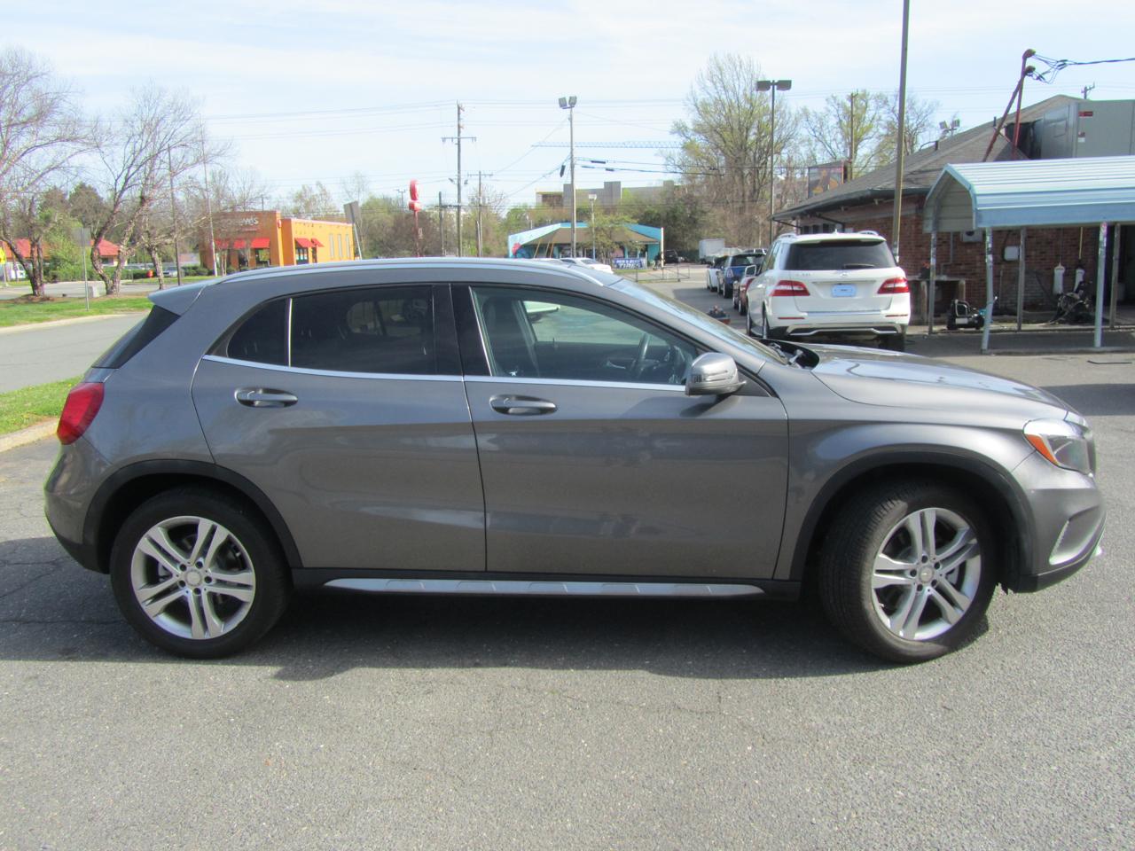 Mercedes-Benz GLA-Class GLA250 4MATIC 2015