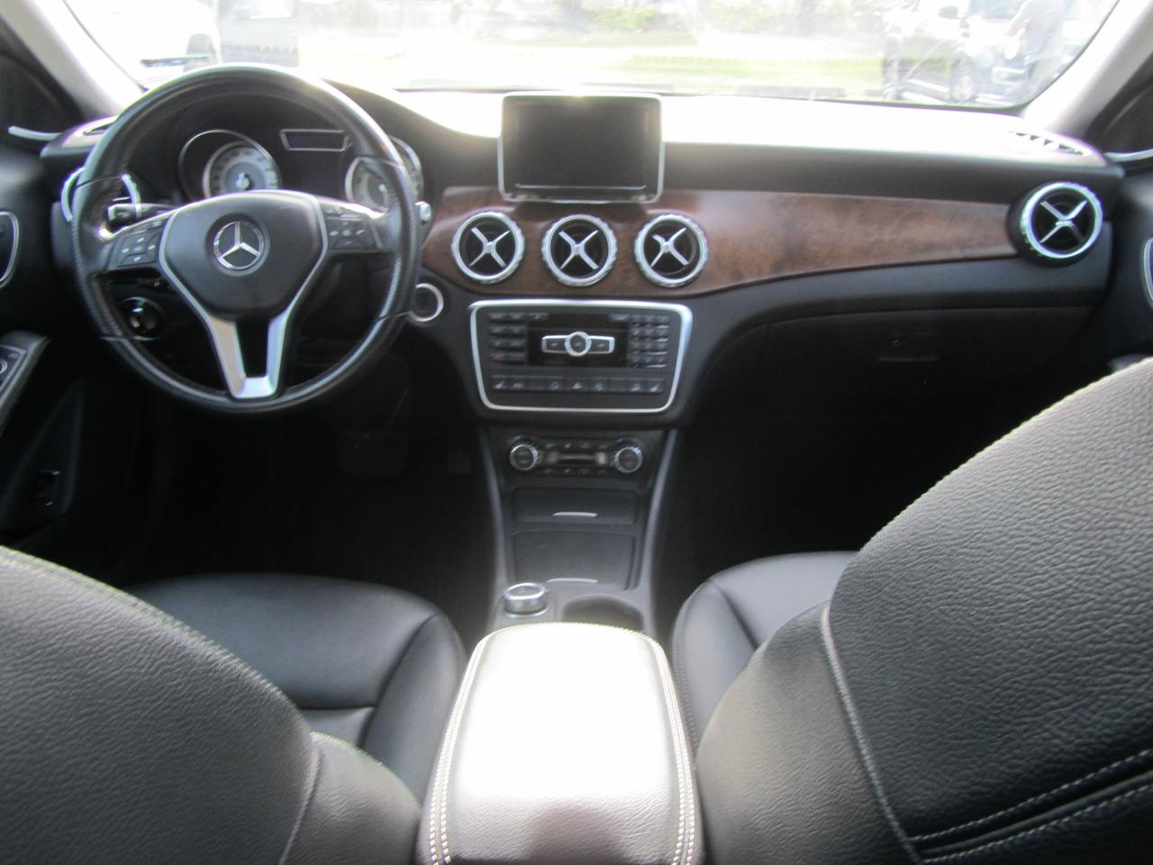 Mercedes-Benz GLA-Class GLA250 4MATIC 2015