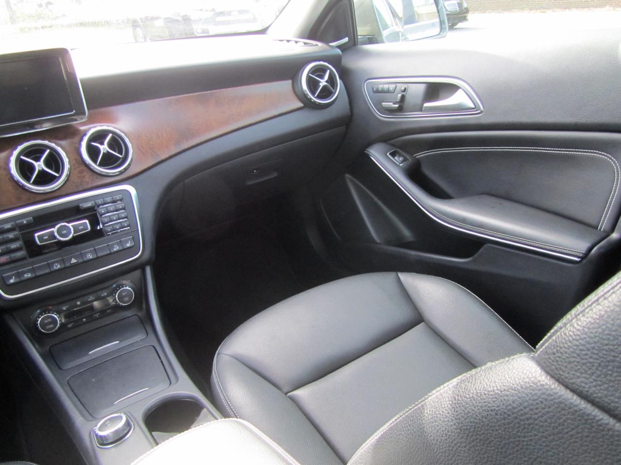 Mercedes-Benz GLA-Class GLA250 4MATIC 2015