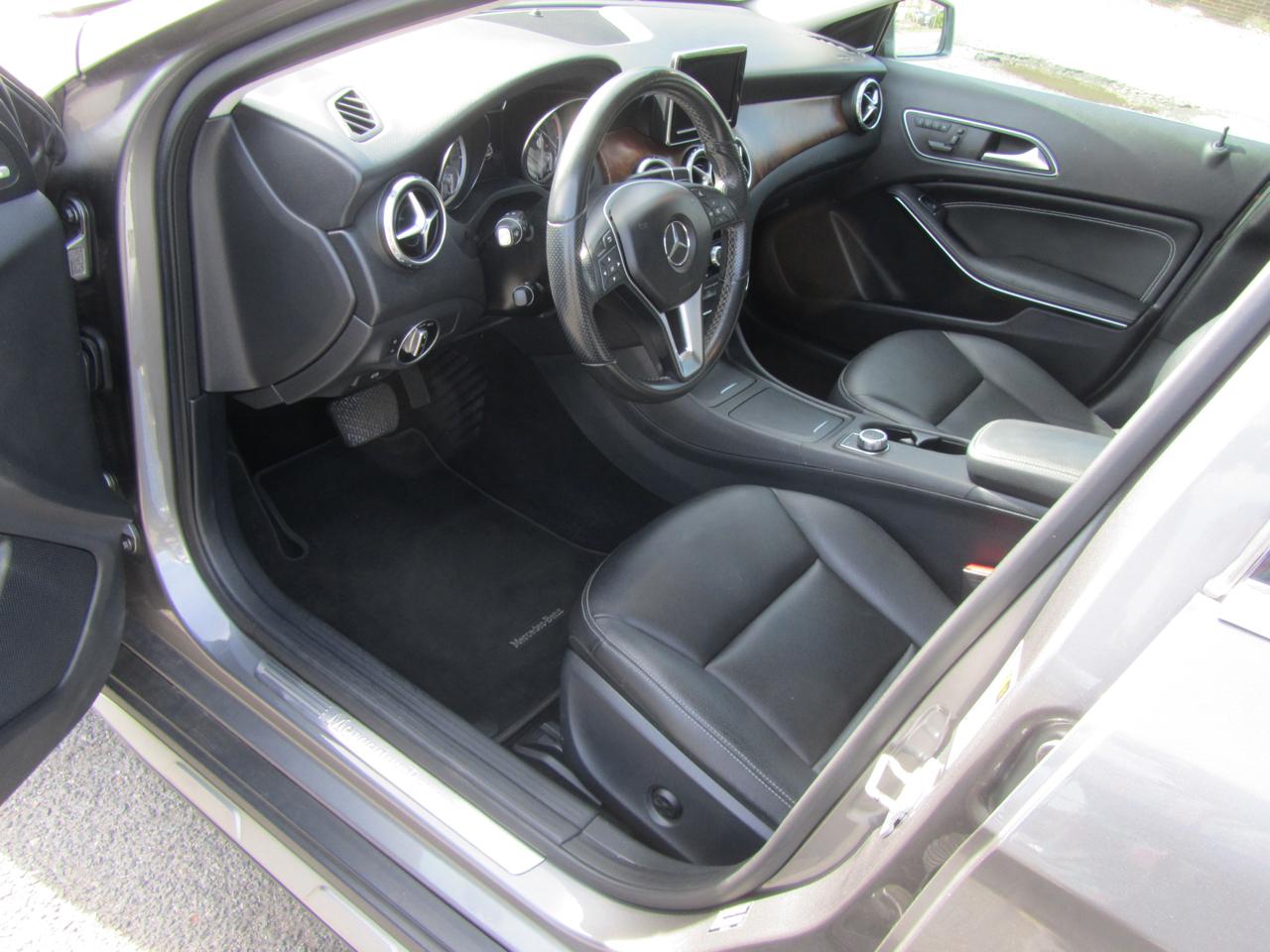 Mercedes-Benz GLA-Class GLA250 4MATIC 2015