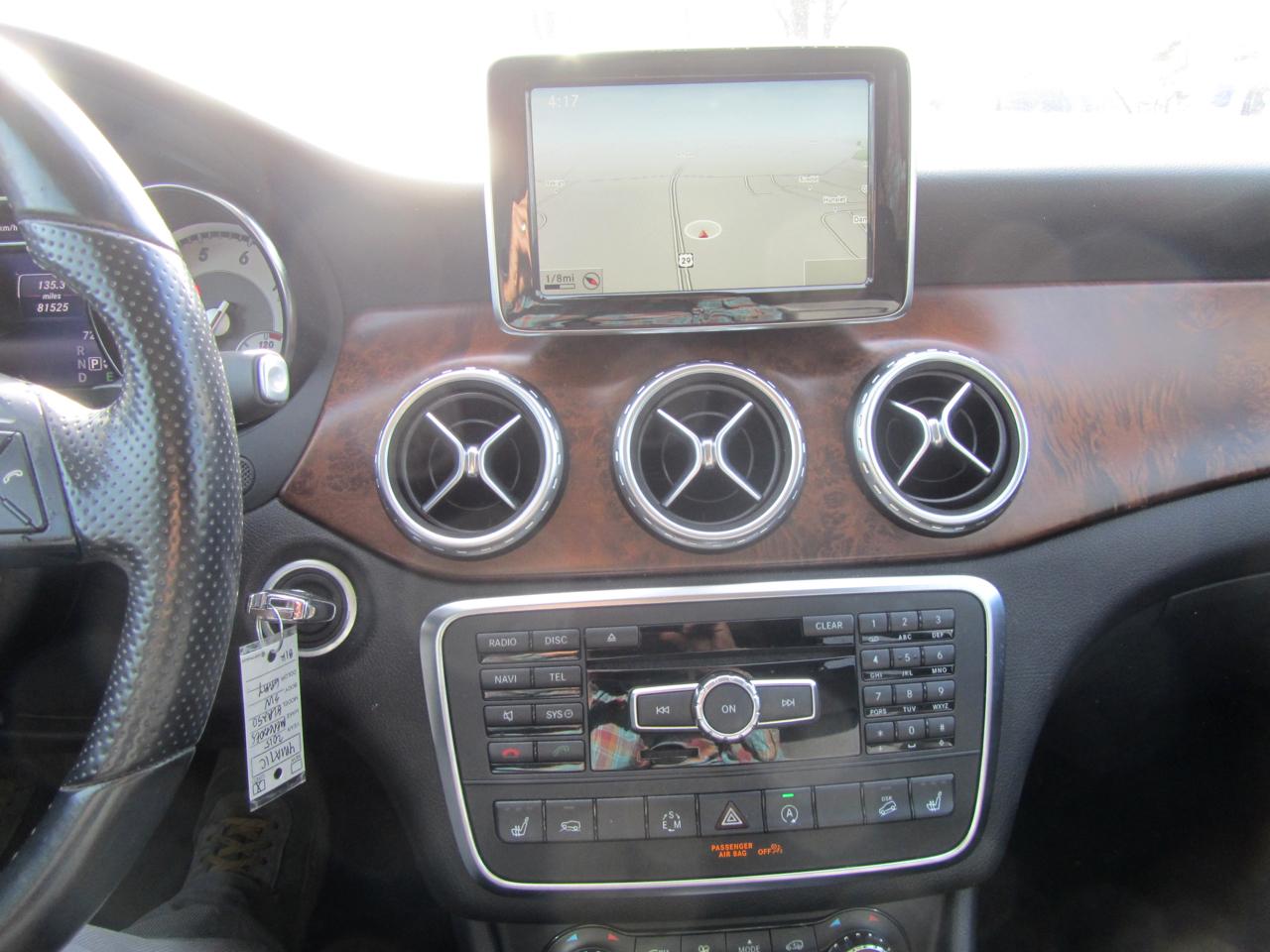 Mercedes-Benz GLA-Class GLA250 4MATIC 2015