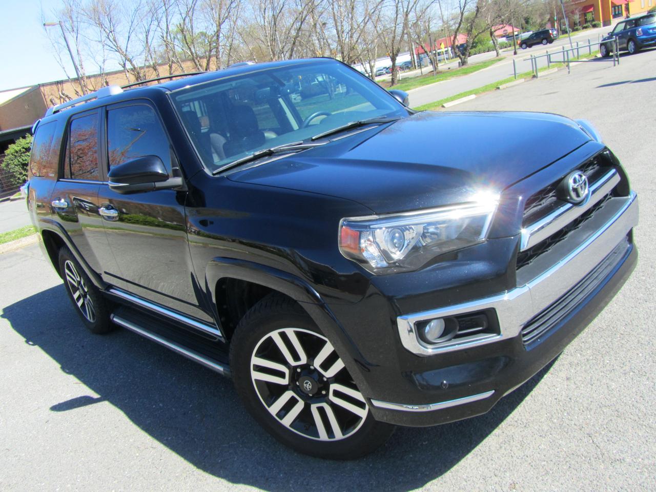 Toyota 4Runner Limited V6 4WD 2016