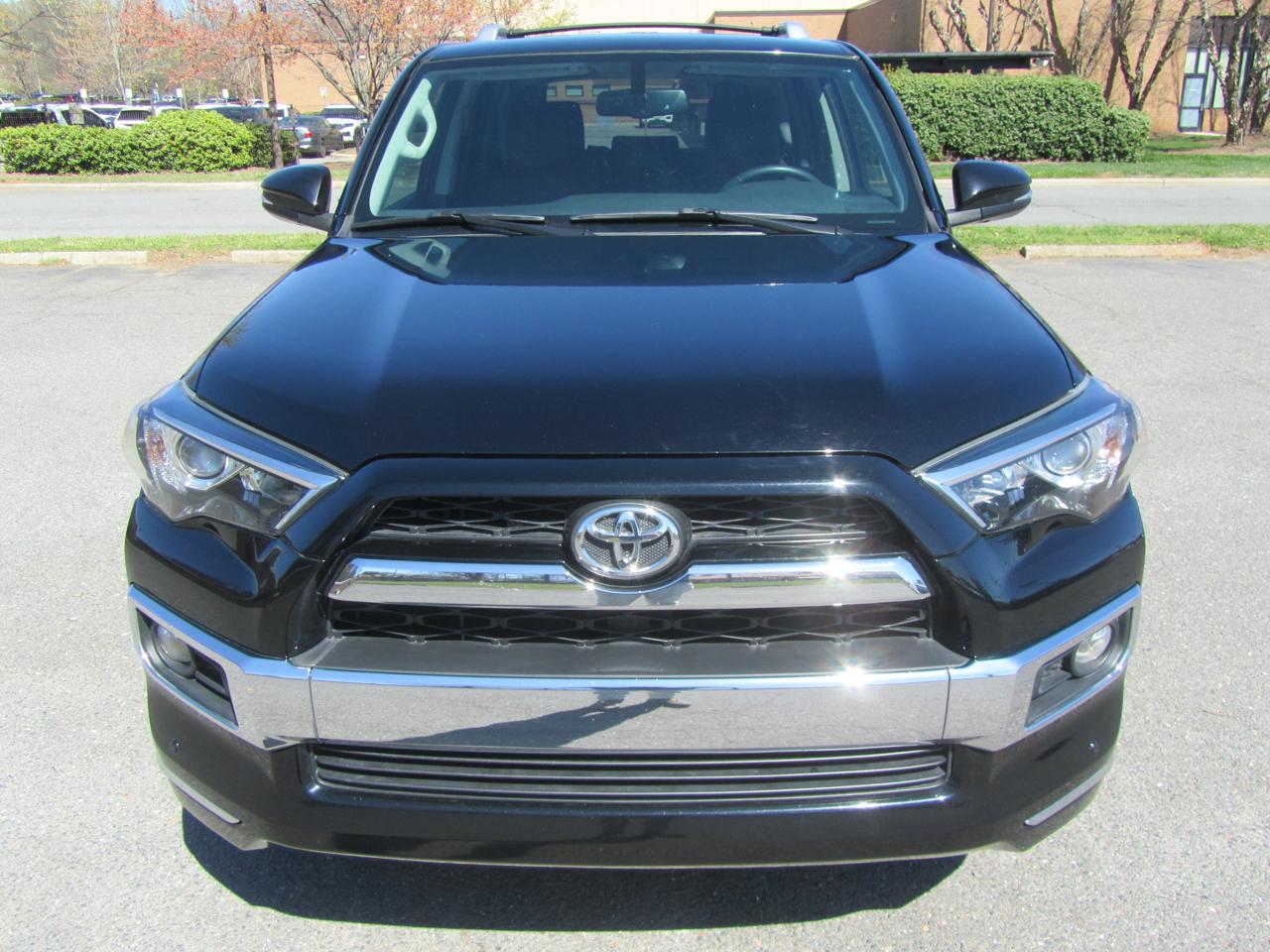 Toyota 4Runner Limited V6 4WD 2016