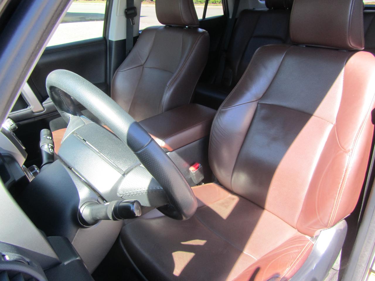 Toyota 4Runner Limited V6 4WD 2016