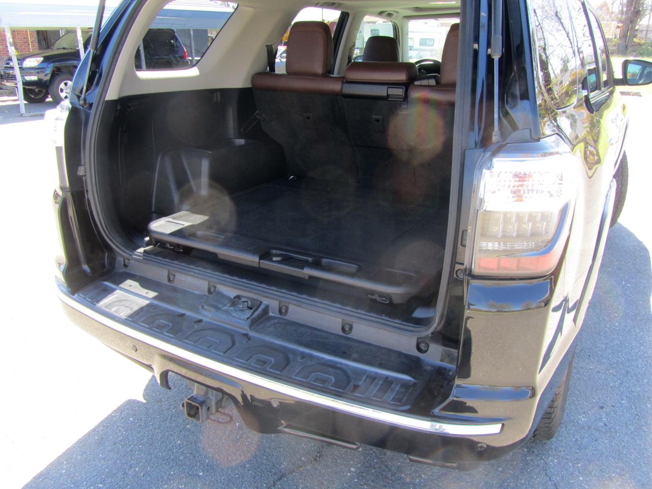 Toyota 4Runner Limited V6 4WD 2016