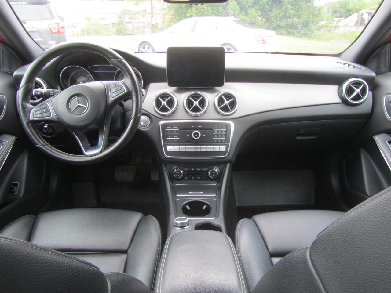 Mercedes-Benz GLA-Class GLA250 4MATIC 2018