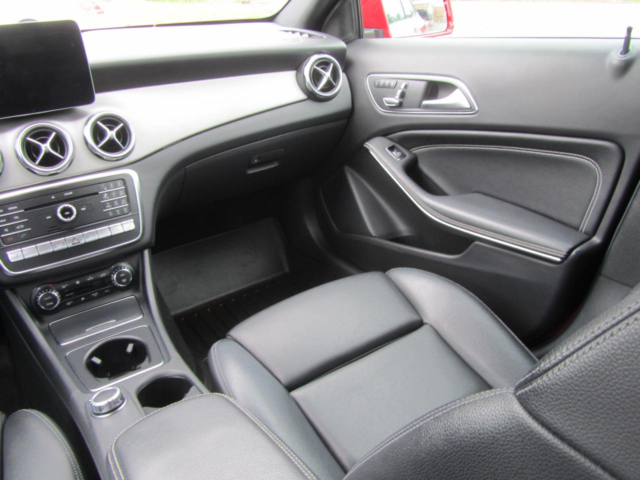 Mercedes-Benz GLA-Class GLA250 4MATIC 2018