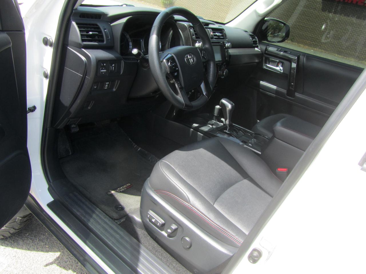 Toyota 4Runner TRD PRO 4WD 2019