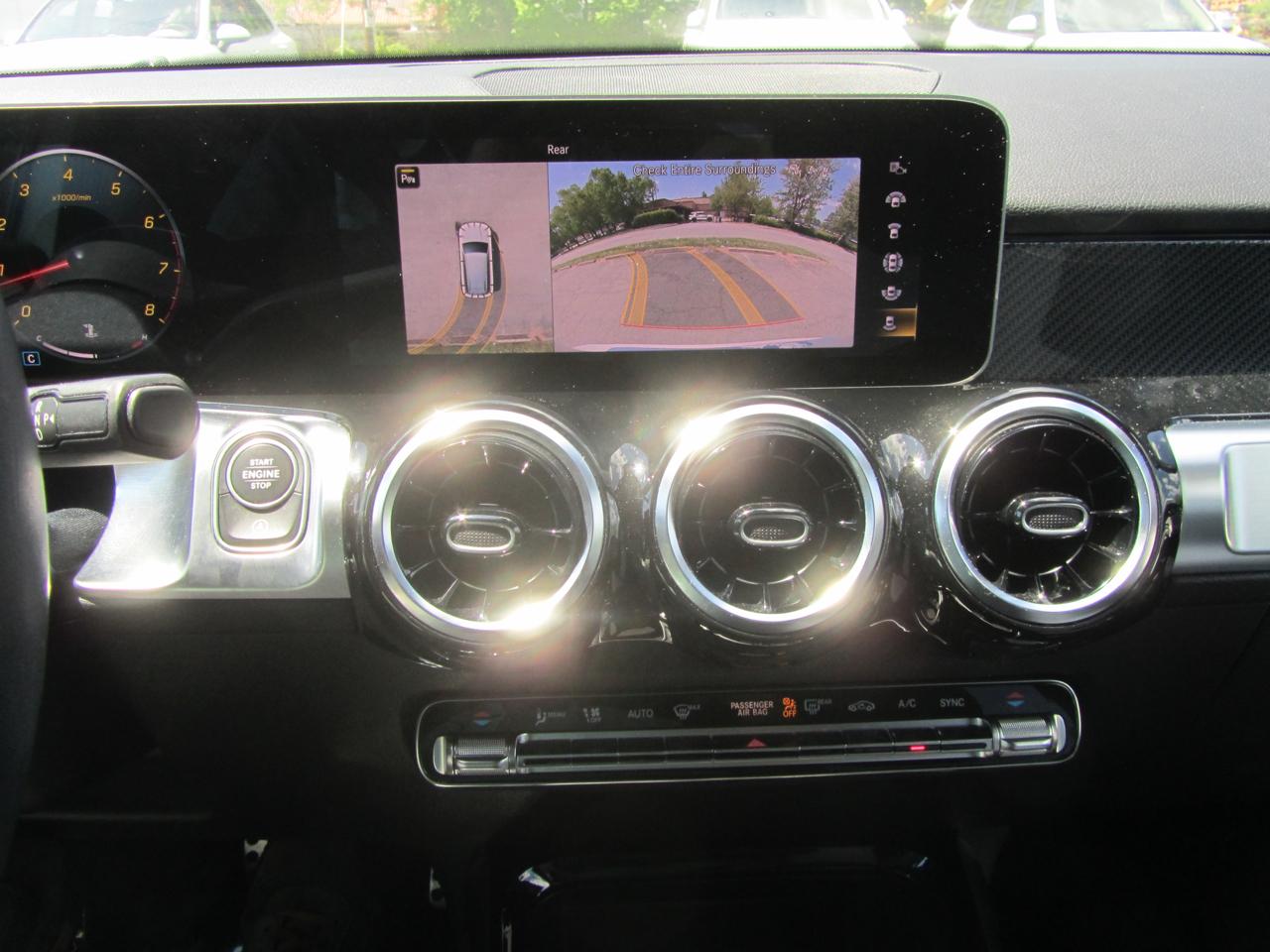 Mercedes-Benz GLB-Class GLB 250 4MATIC 2021