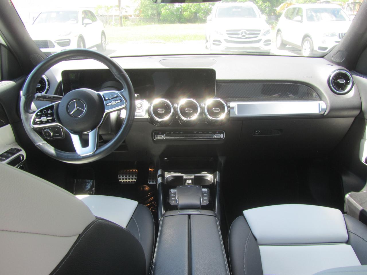 Mercedes-Benz GLB-Class GLB 250 4MATIC 2021