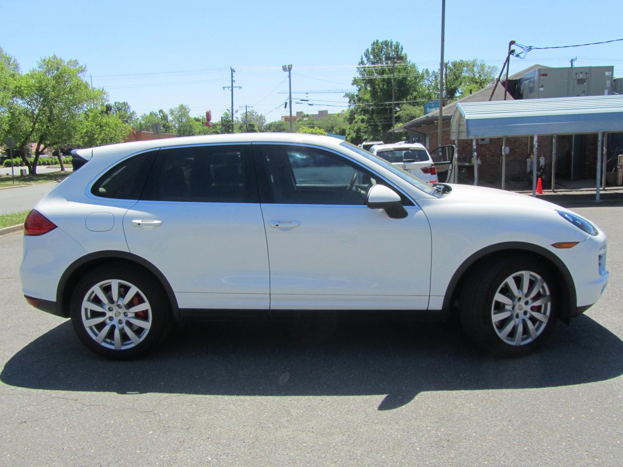 Porsche Cayenne Turbo 2012