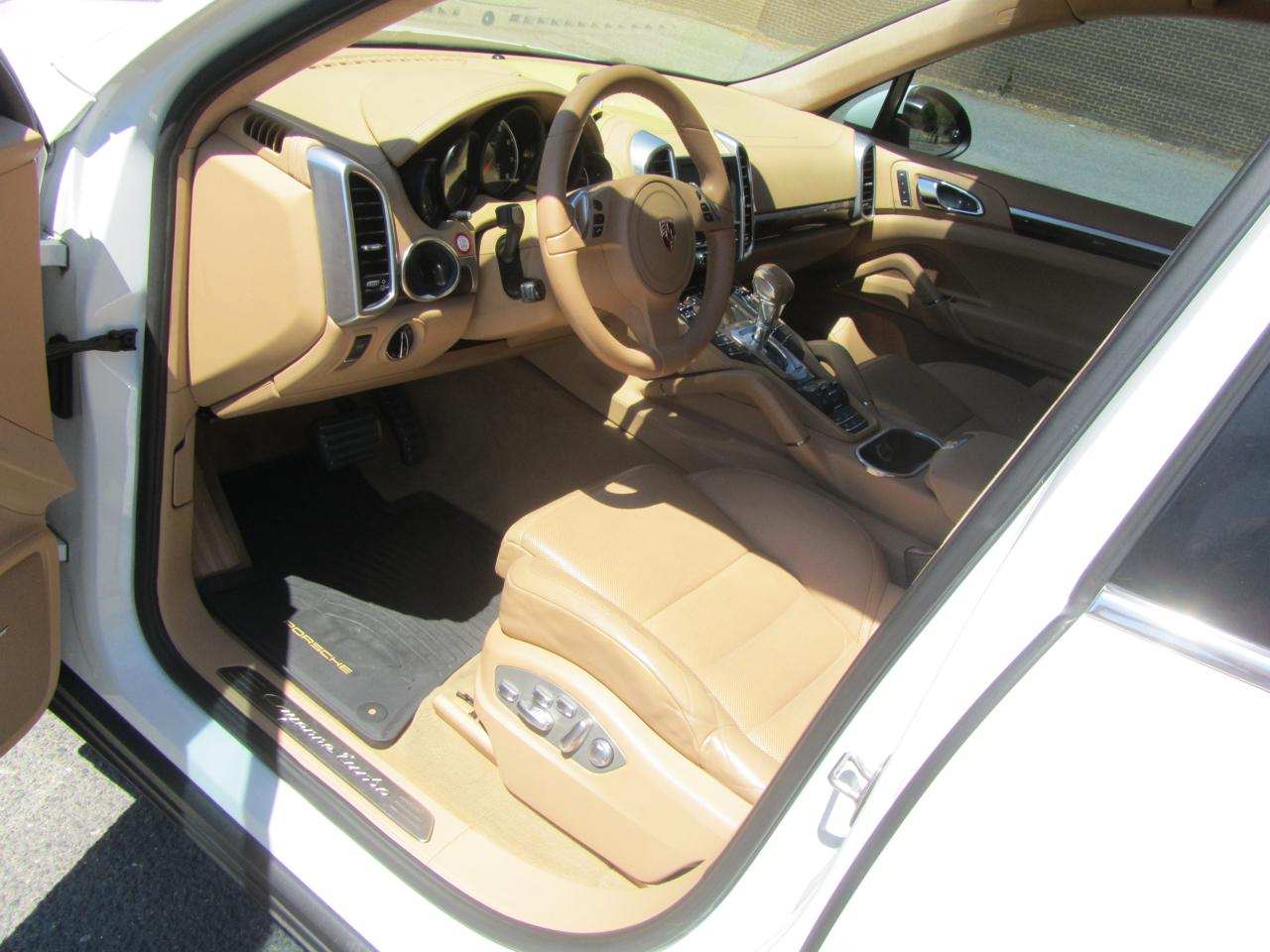 Porsche Cayenne Turbo 2012