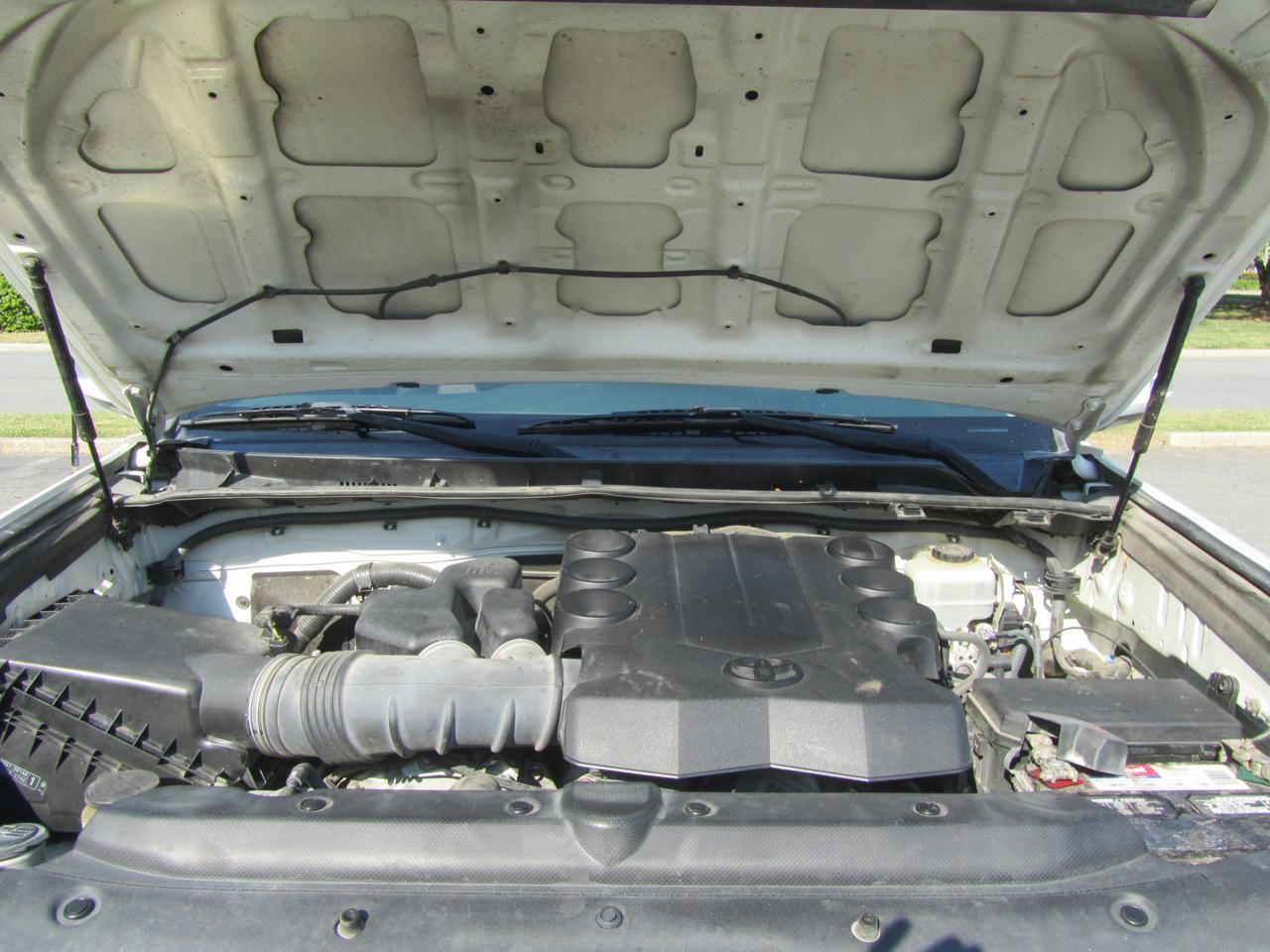 Toyota 4Runner SR5 4WD 2011