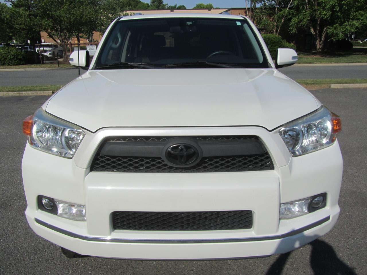 Toyota 4Runner SR5 4WD 2011