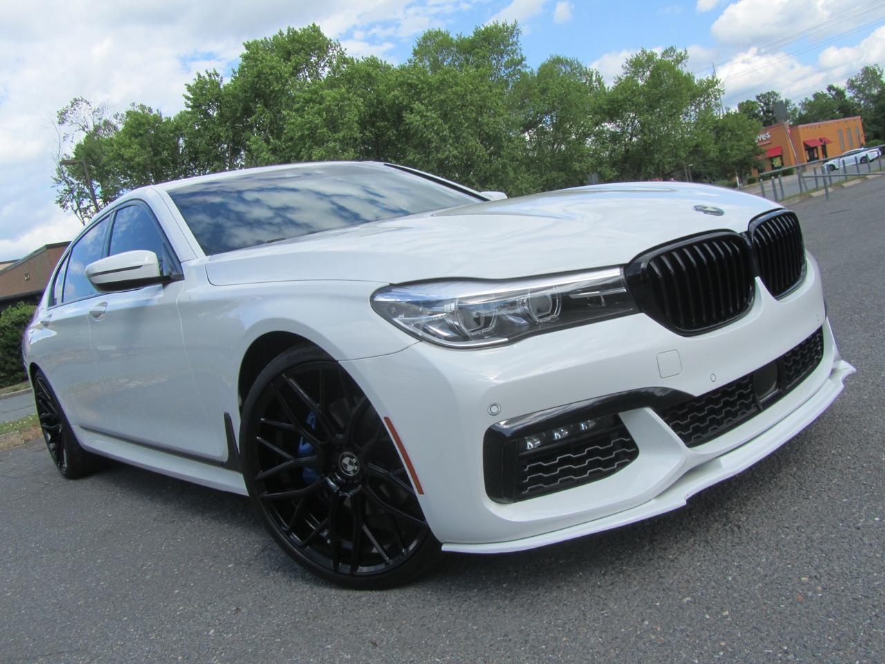 BMW 7-Series  2019