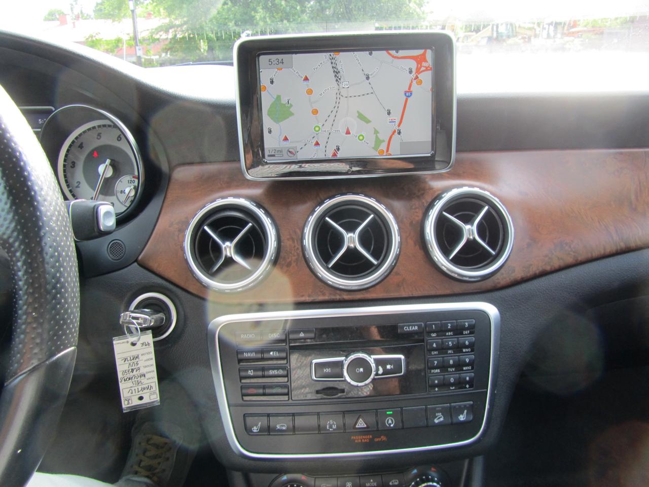 Mercedes-Benz GLA-Class GLA250 4MATIC 2015
