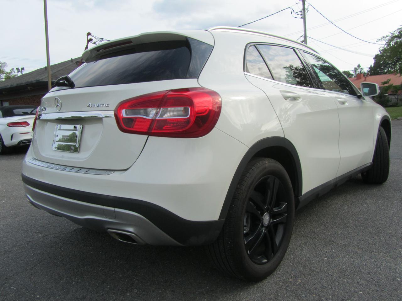 Mercedes-Benz GLA-Class GLA250 4MATIC 2015