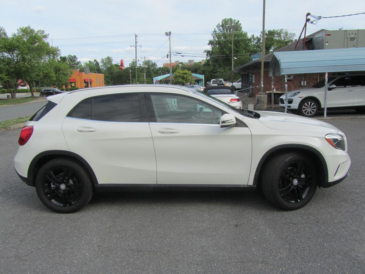 Mercedes-Benz GLA-Class GLA250 4MATIC 2015