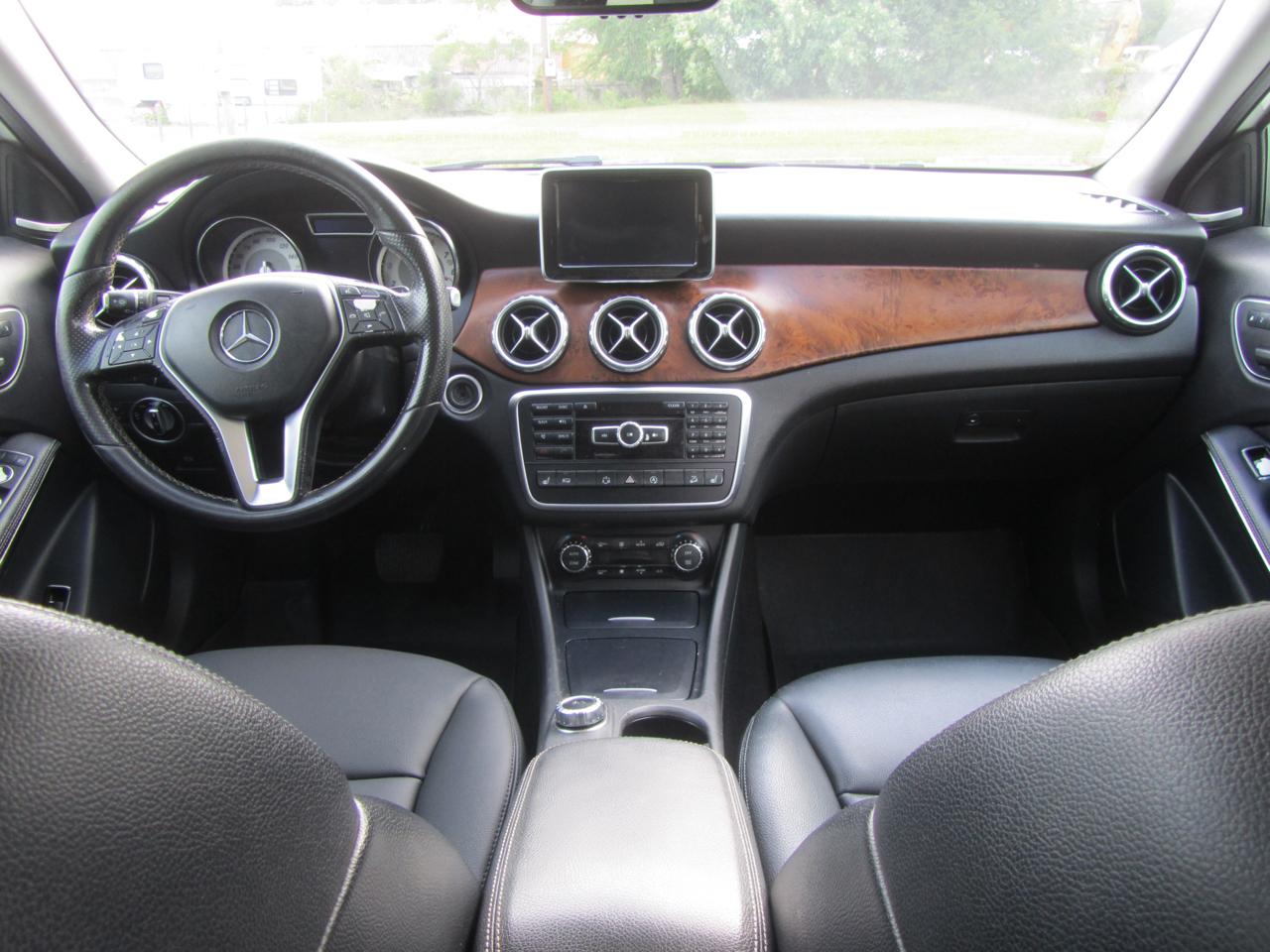 Mercedes-Benz GLA-Class GLA250 4MATIC 2015