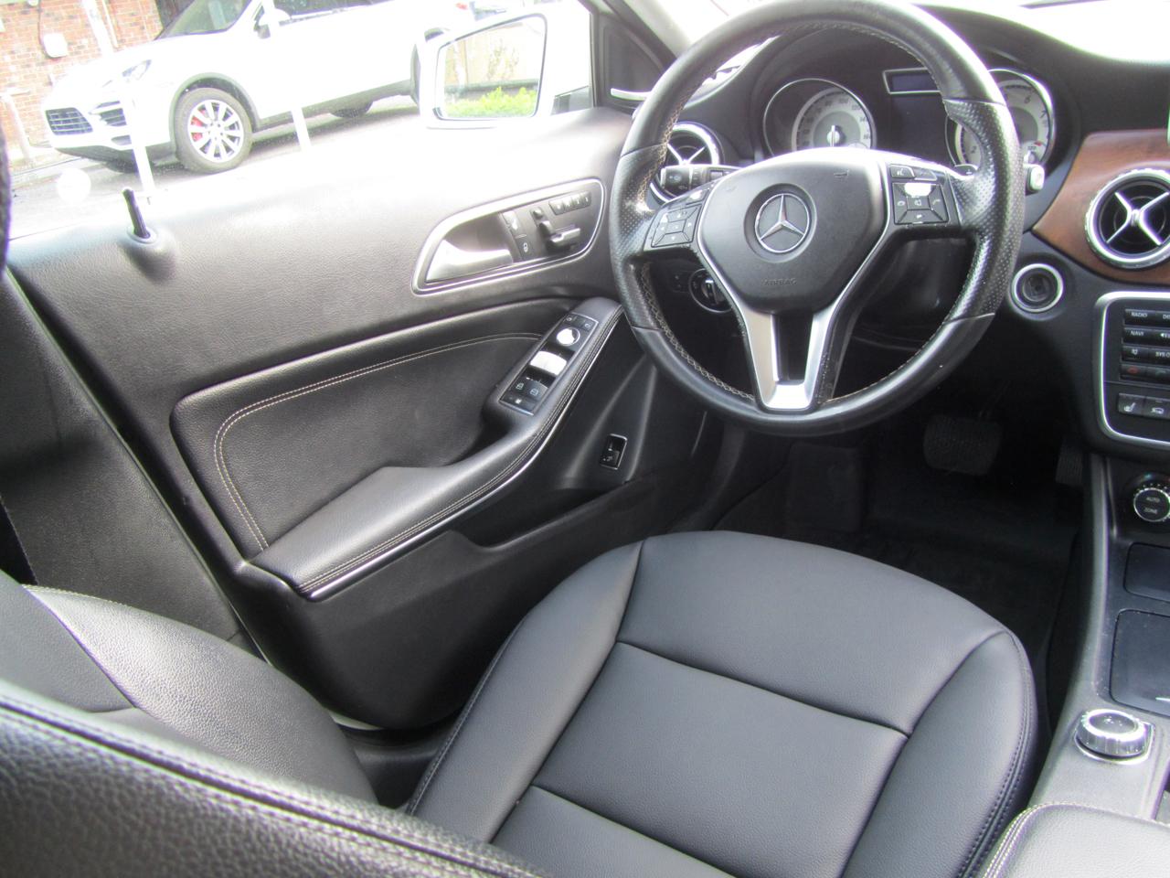 Mercedes-Benz GLA-Class GLA250 4MATIC 2015