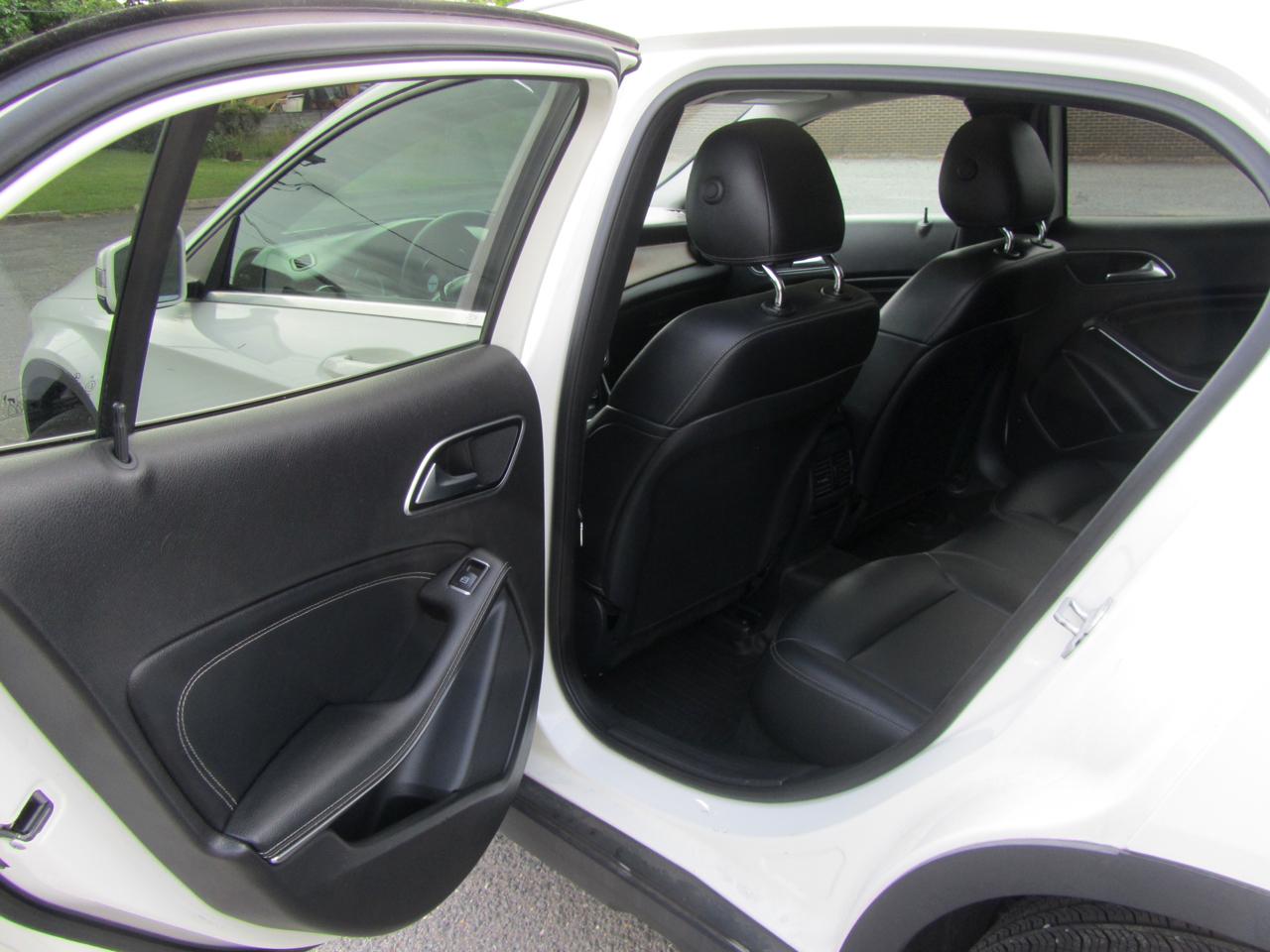 Mercedes-Benz GLA-Class GLA250 4MATIC 2015