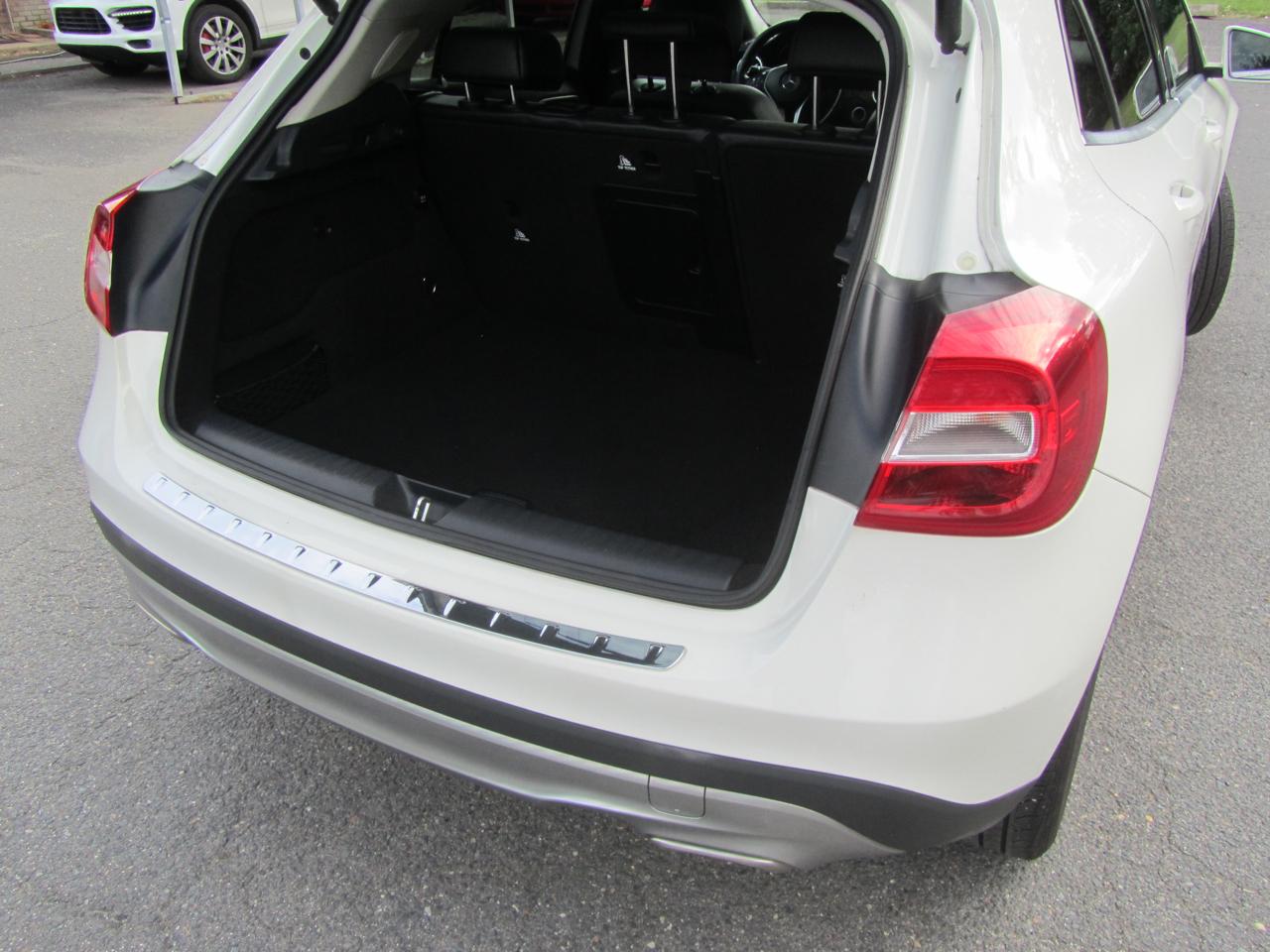 Mercedes-Benz GLA-Class GLA250 4MATIC 2015