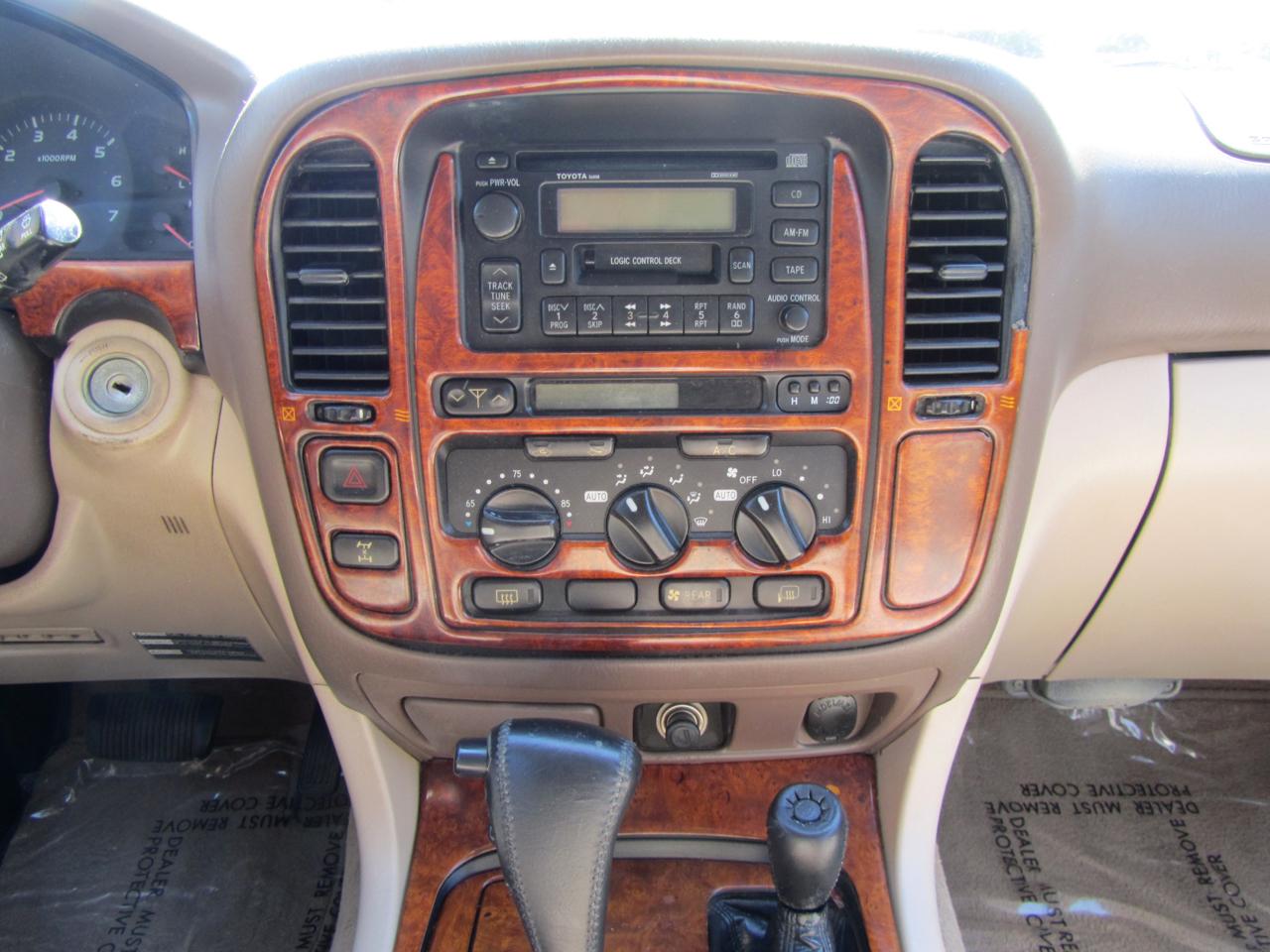 Toyota Land Cruiser 4WD 1999