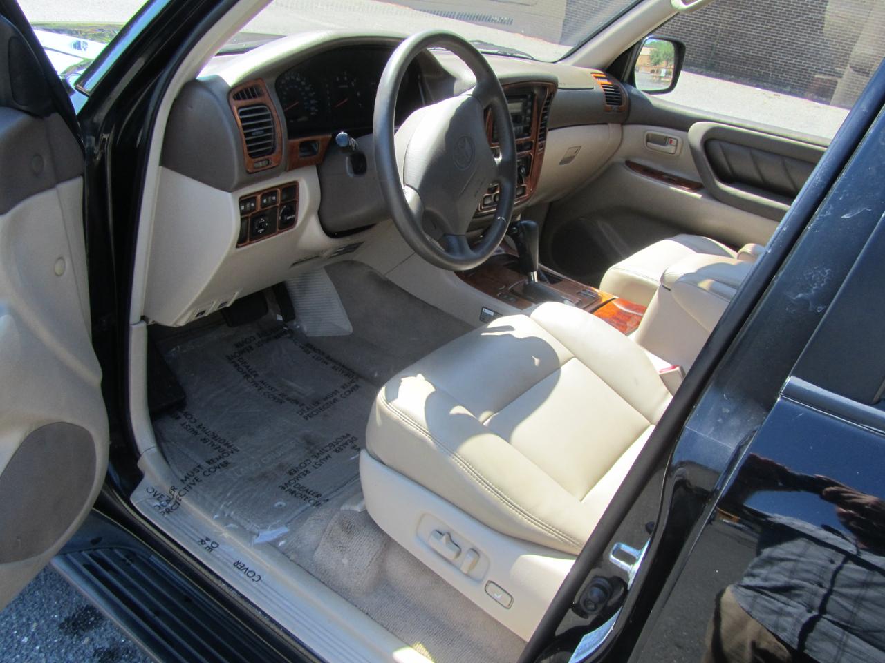Toyota Land Cruiser 4WD 1999