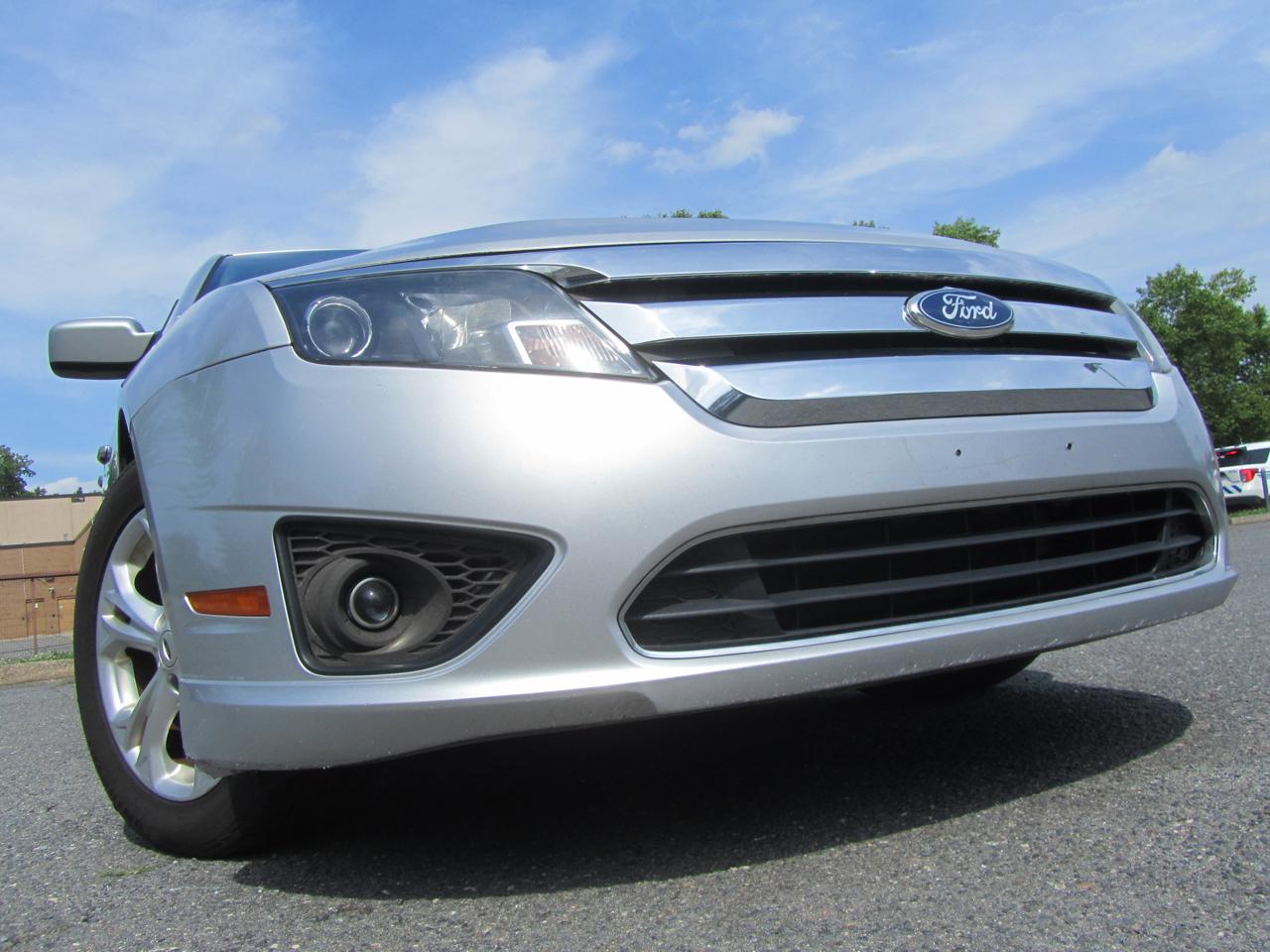 Ford Fusion SE 2012