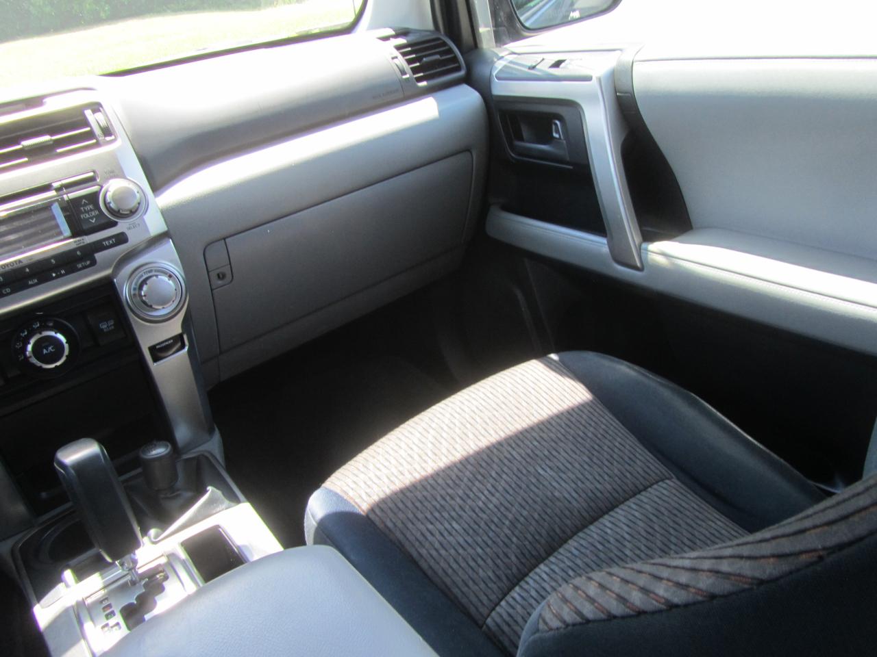 Toyota 4Runner SR5 4WD 2011
