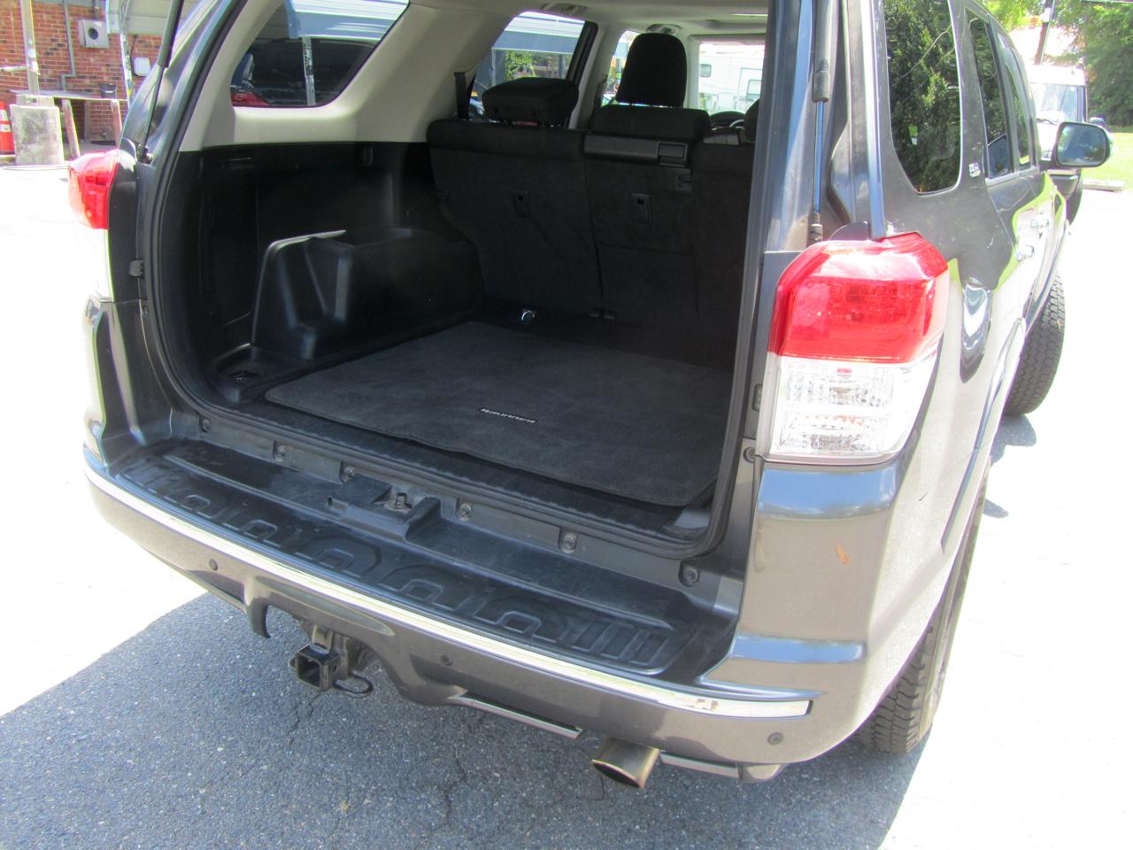 Toyota 4Runner SR5 4WD 2011
