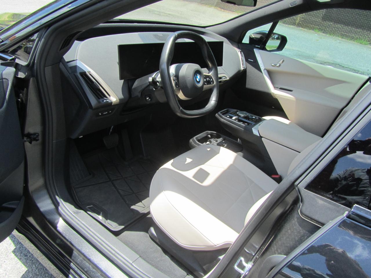 BMW iX xDrive50 2024