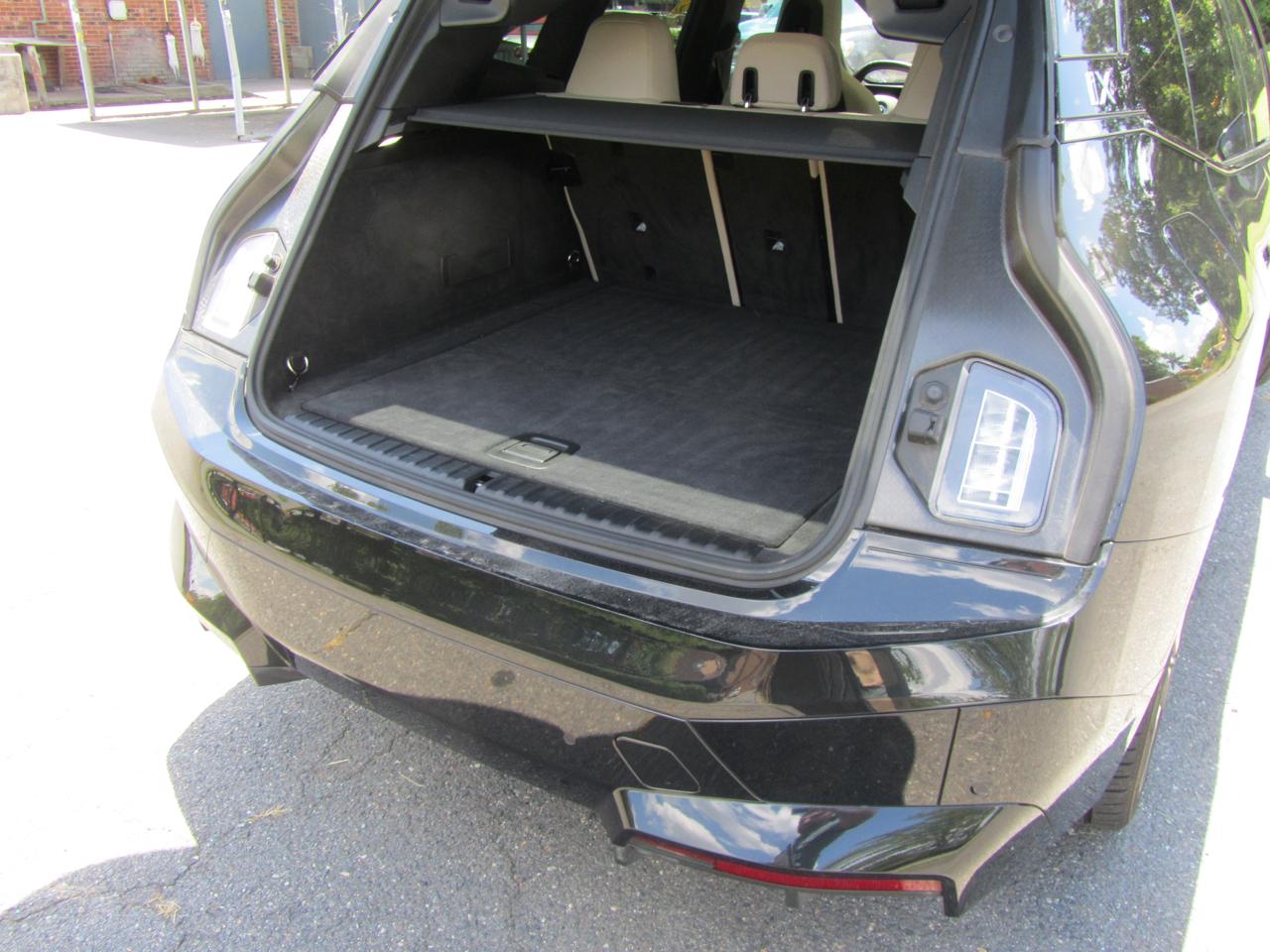 BMW iX xDrive50 2024