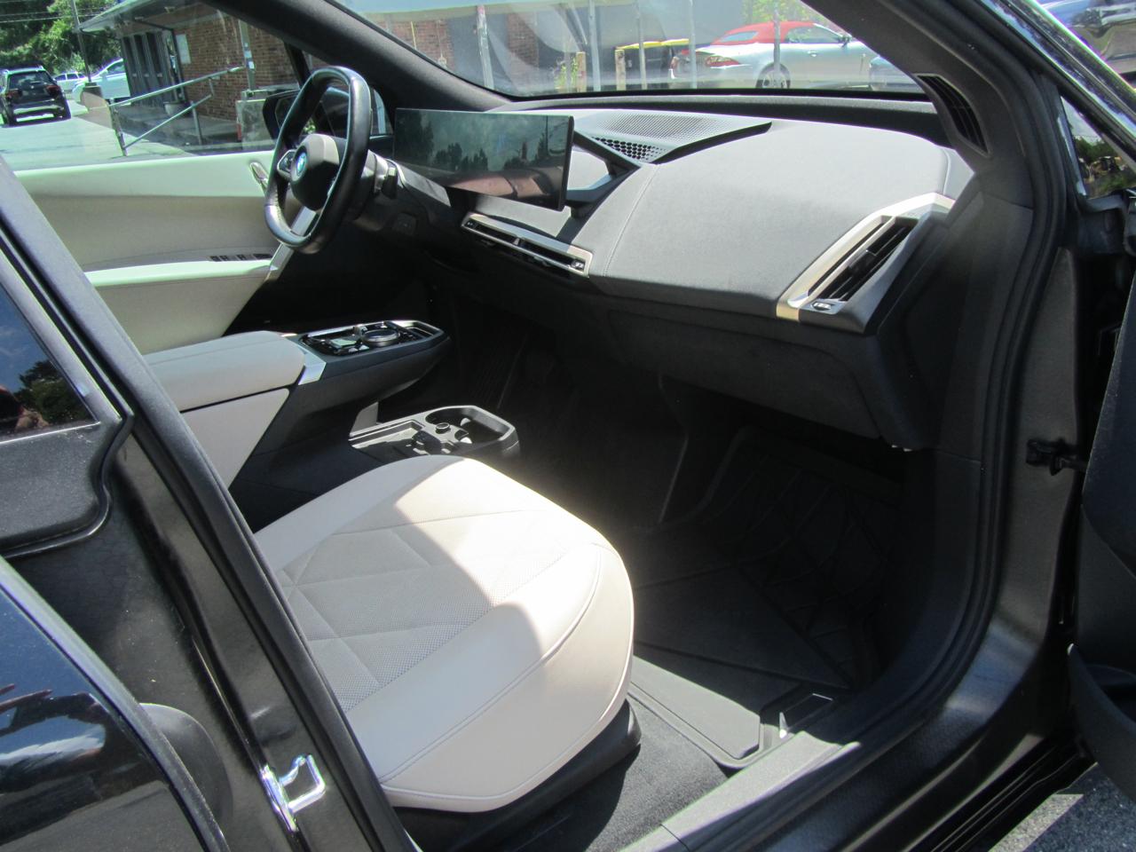 BMW iX xDrive50 2024