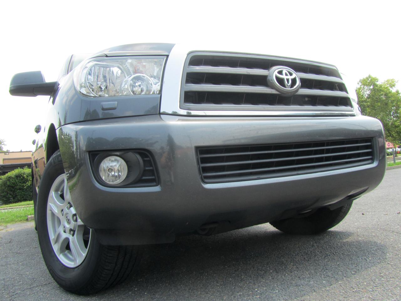 Toyota Sequoia  2011