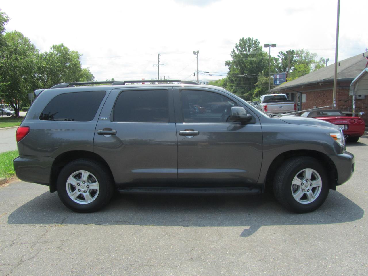 Toyota Sequoia  2011