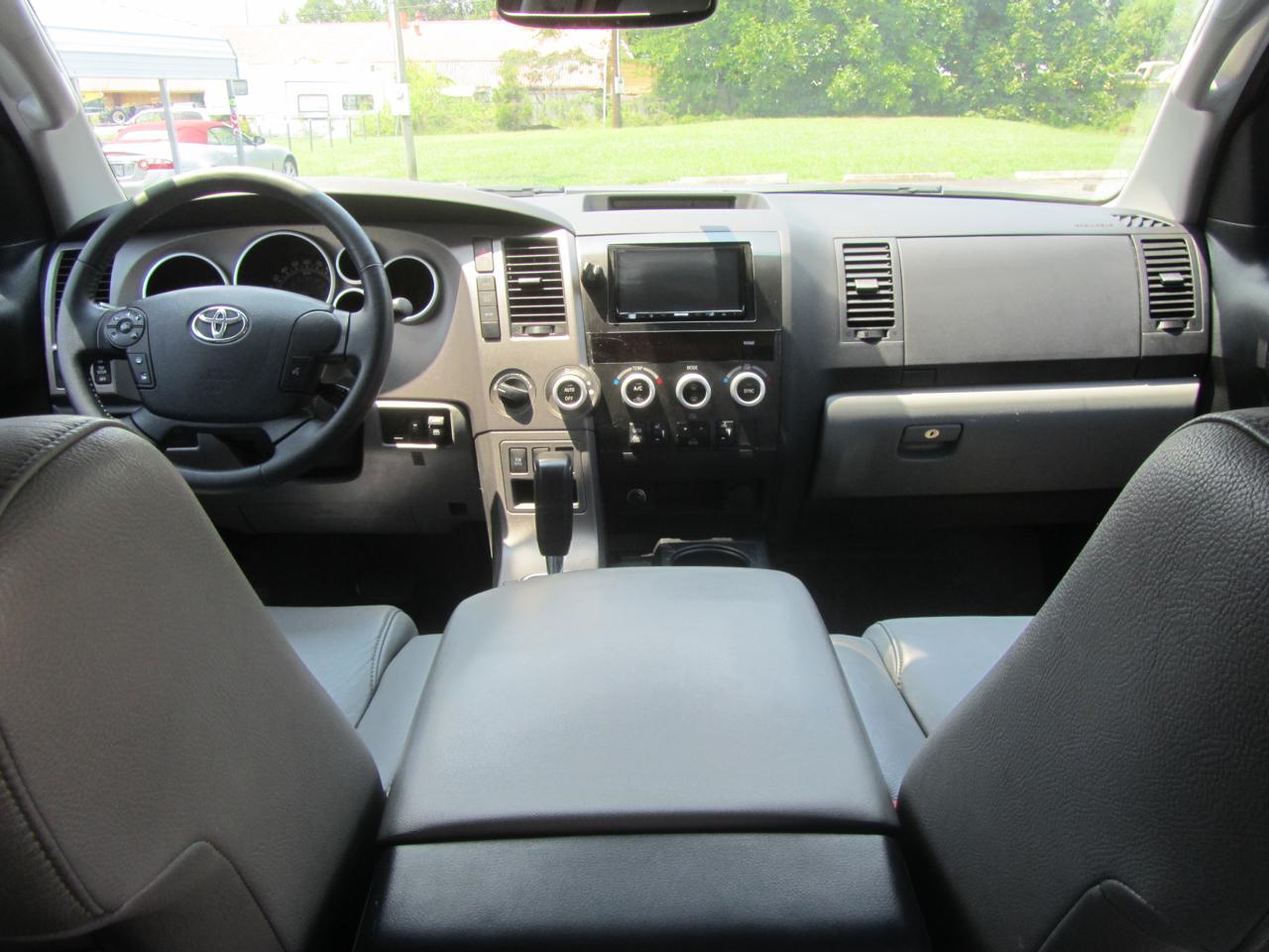 Toyota Sequoia  2011