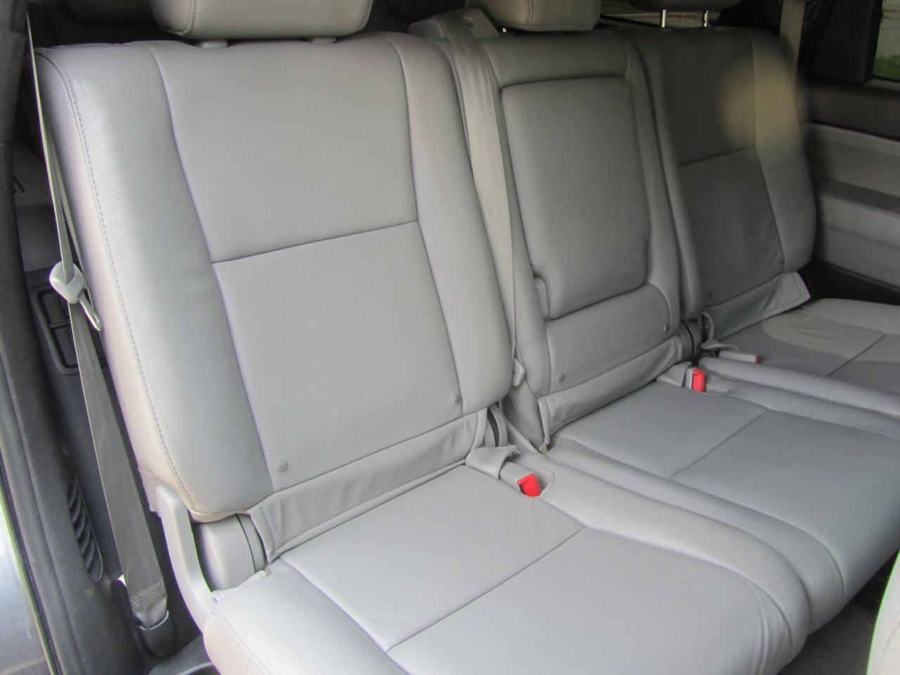 Toyota Sequoia  2011