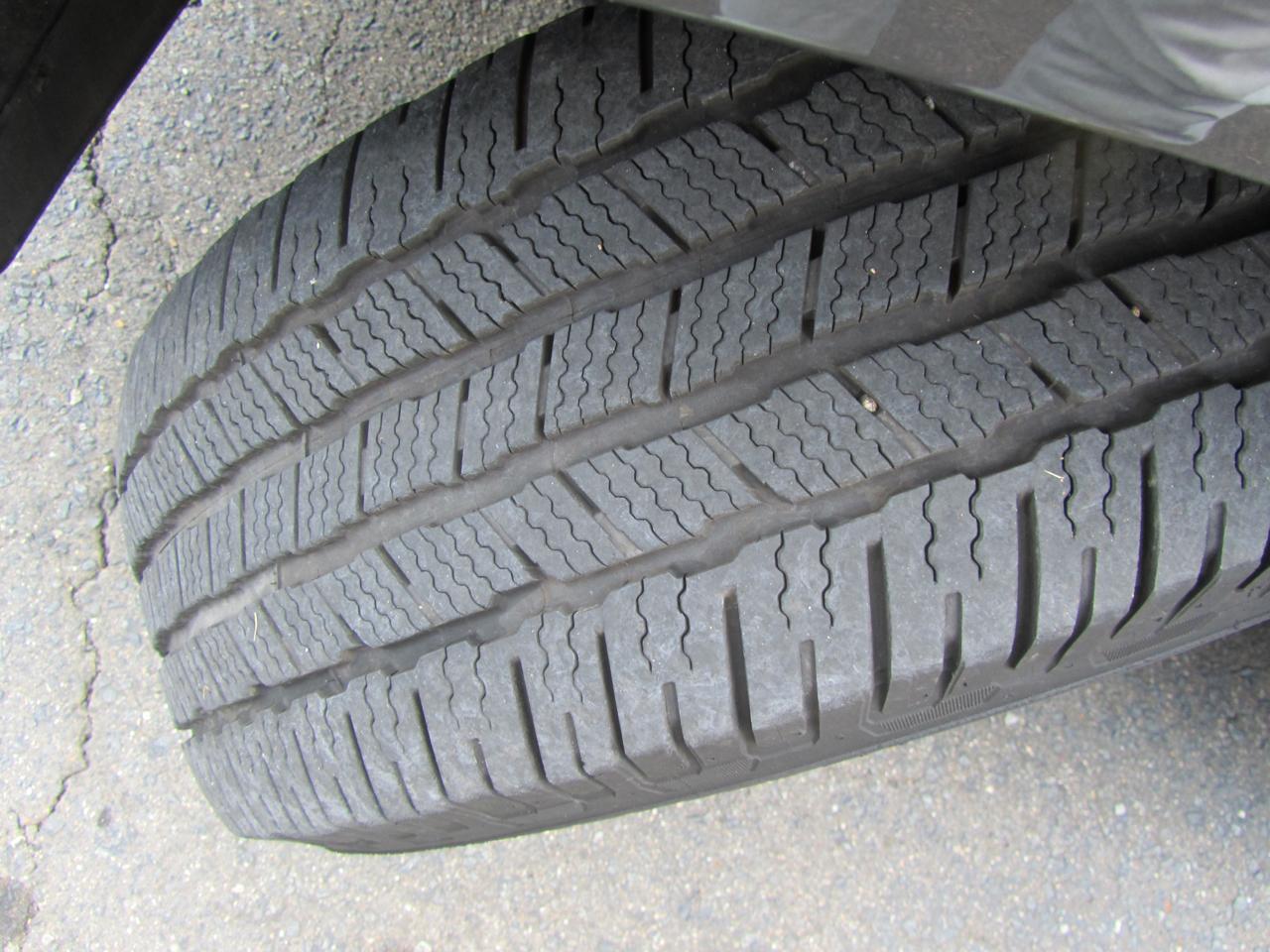 Toyota Sequoia  2011