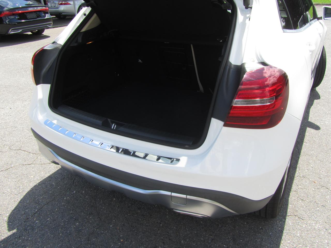 Mercedes-Benz GLA-Class GLA250 2019