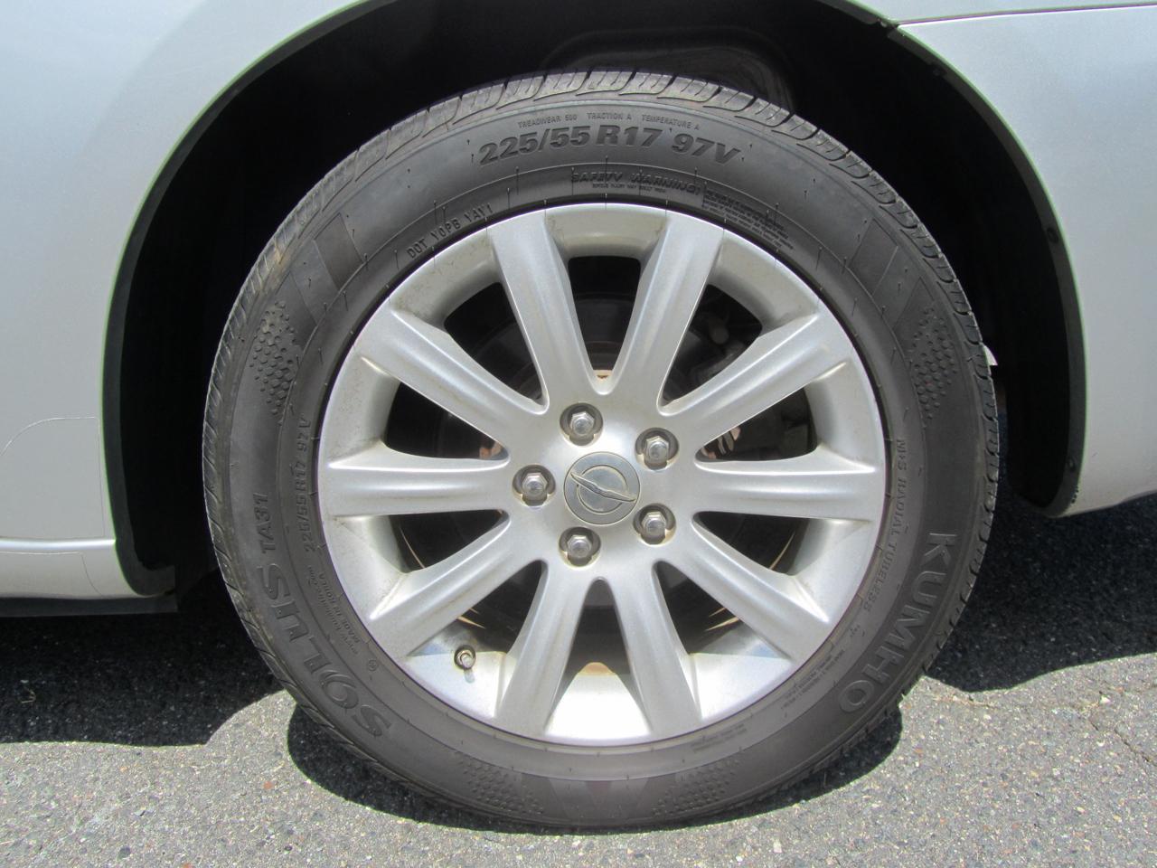 Chrysler 200 Touring Convertible 2011