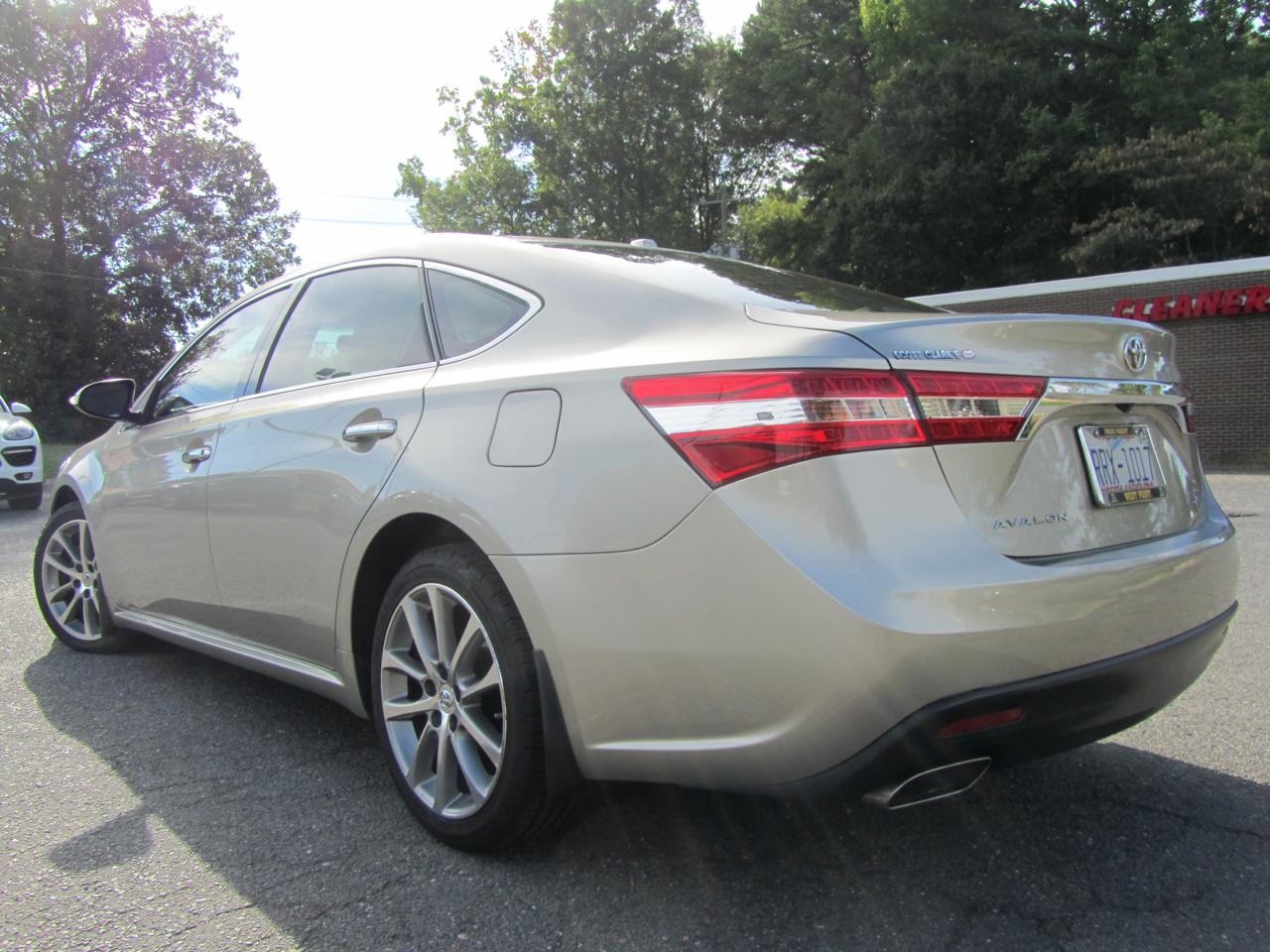 Toyota Avalon XLE Touring 2015