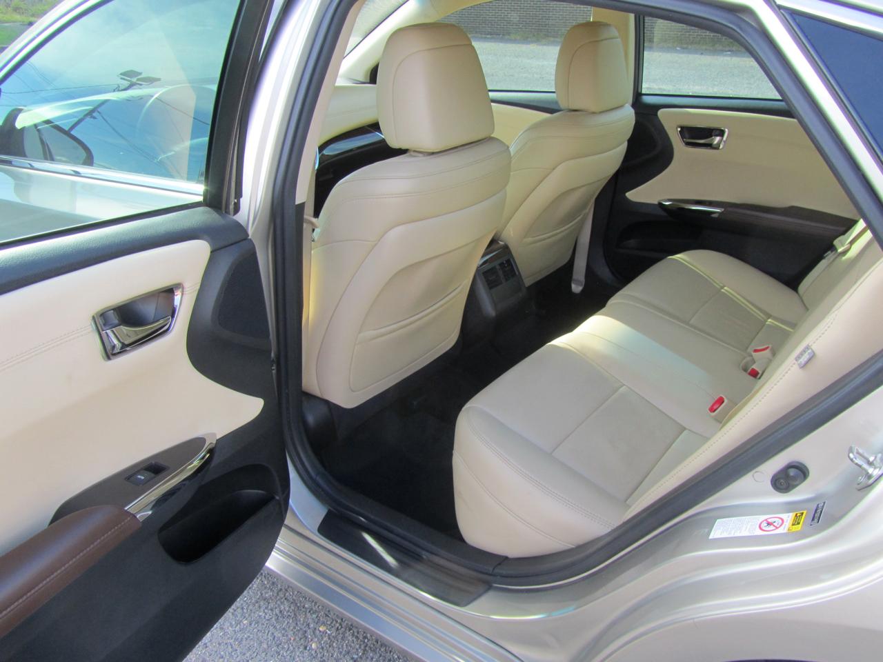 Toyota Avalon XLE Touring 2015