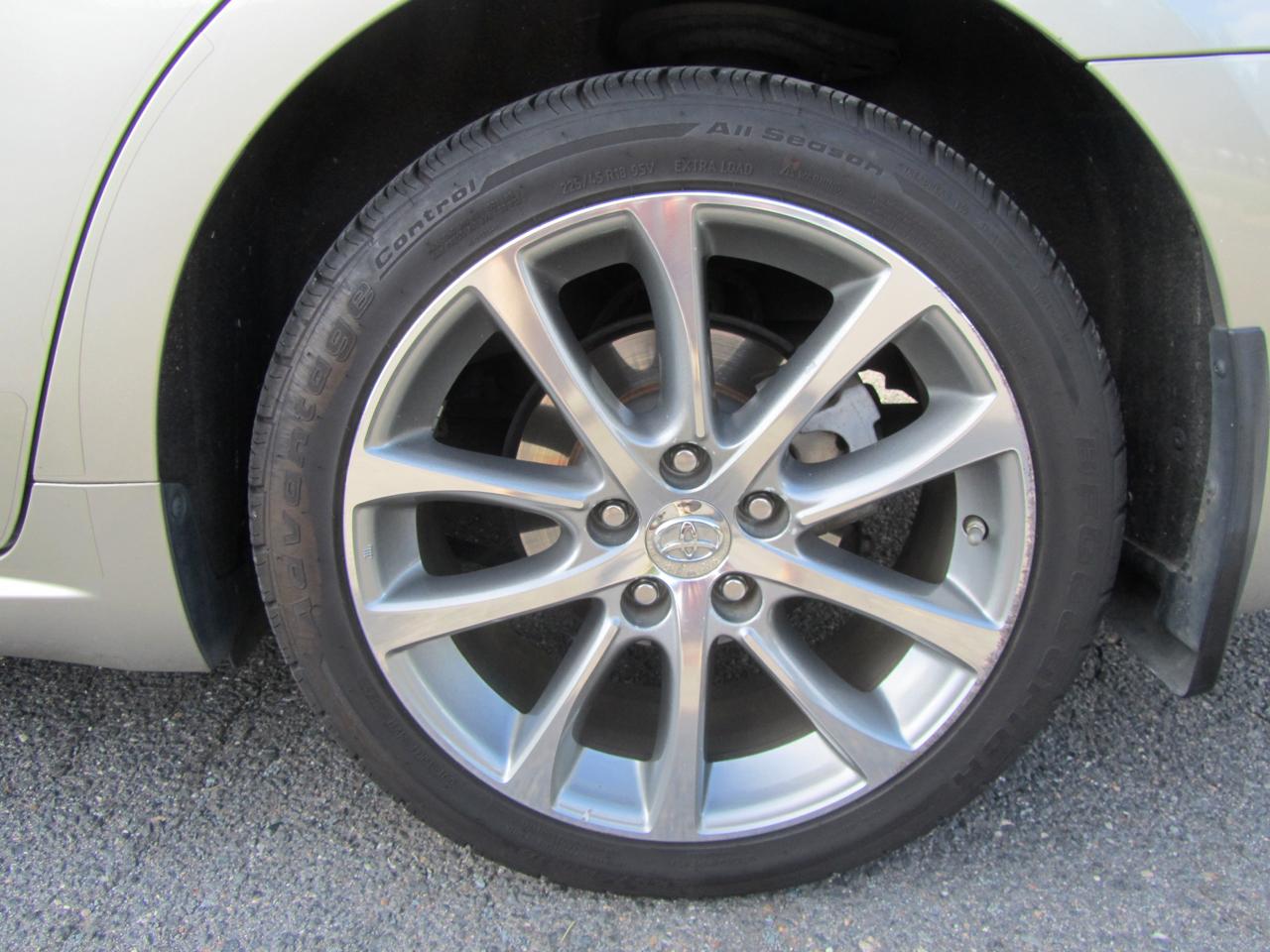 Toyota Avalon XLE Touring 2015