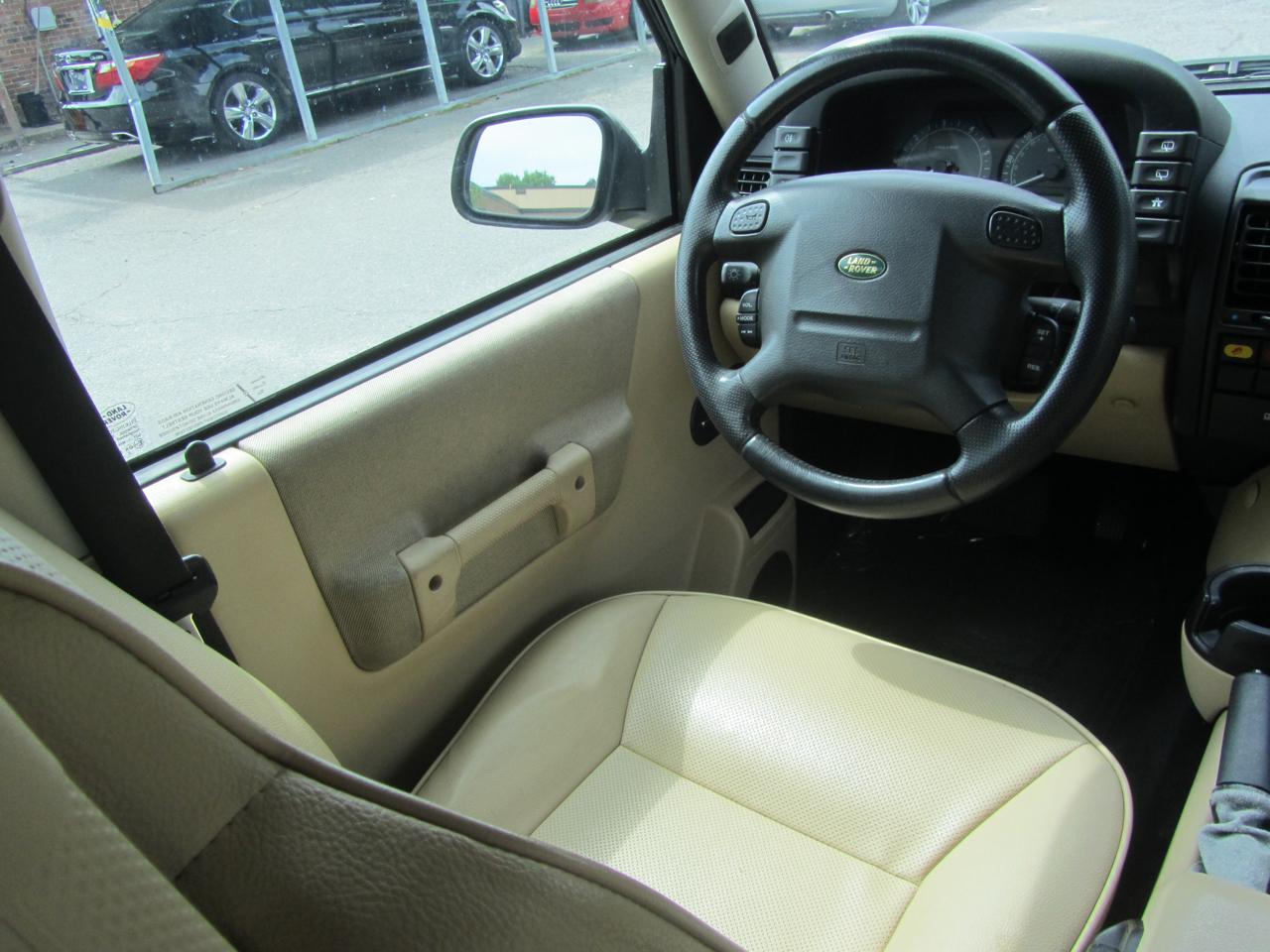 Land Rover Discovery  2004