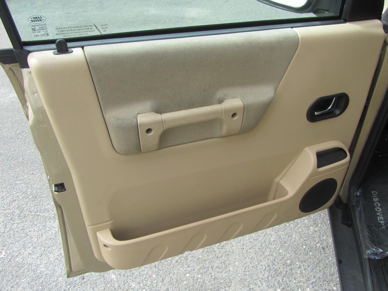 Land Rover Discovery  2004