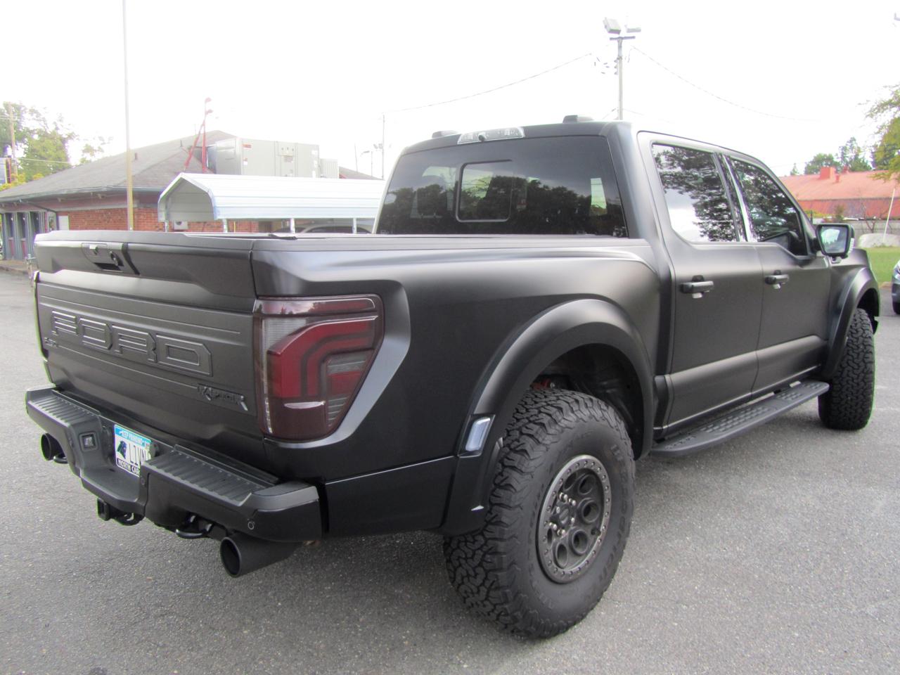 Ford F-150 Raptor SuperCrew 4WD 2025