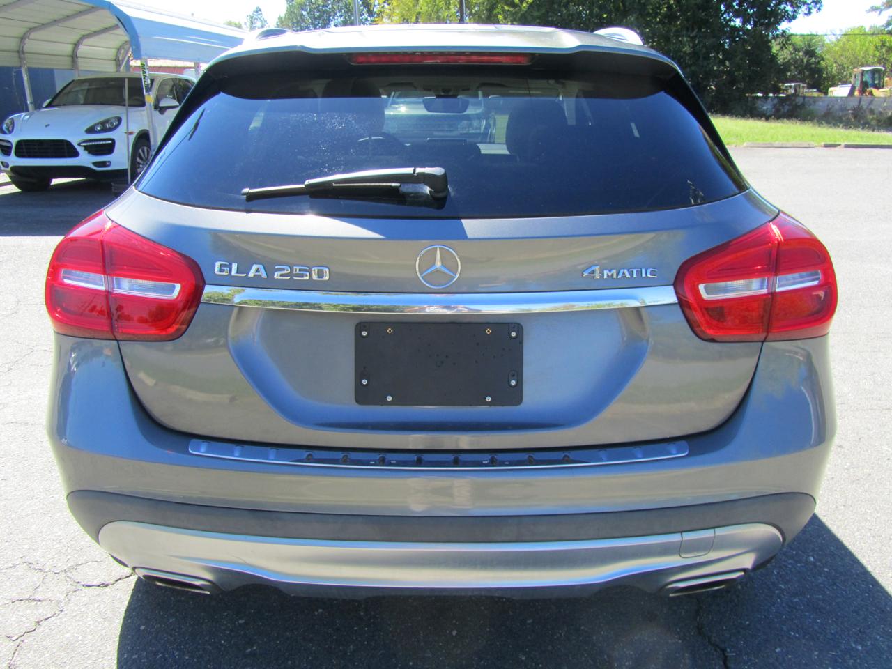 Mercedes-Benz GLA-Class GLA250 4MATIC 2016
