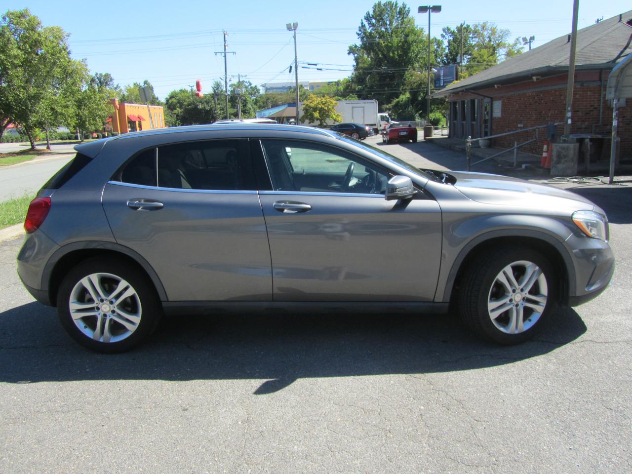 Mercedes-Benz GLA-Class GLA250 4MATIC 2016